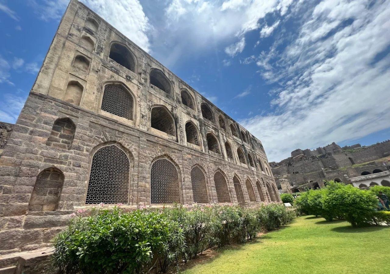 Comprehensive Hyderabad Heritage: Full & Half-Day Private Tour