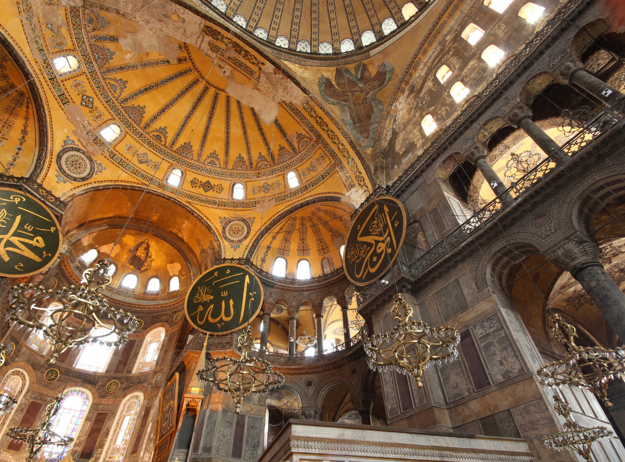 Istanbul Essential History Combo: Hagia Sophia, Topkapi & Cistern