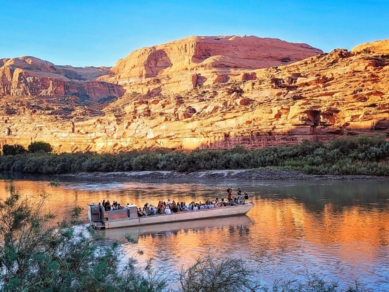 Colorado River Sunset Cruise with Live Music & Cowboy Dinner
