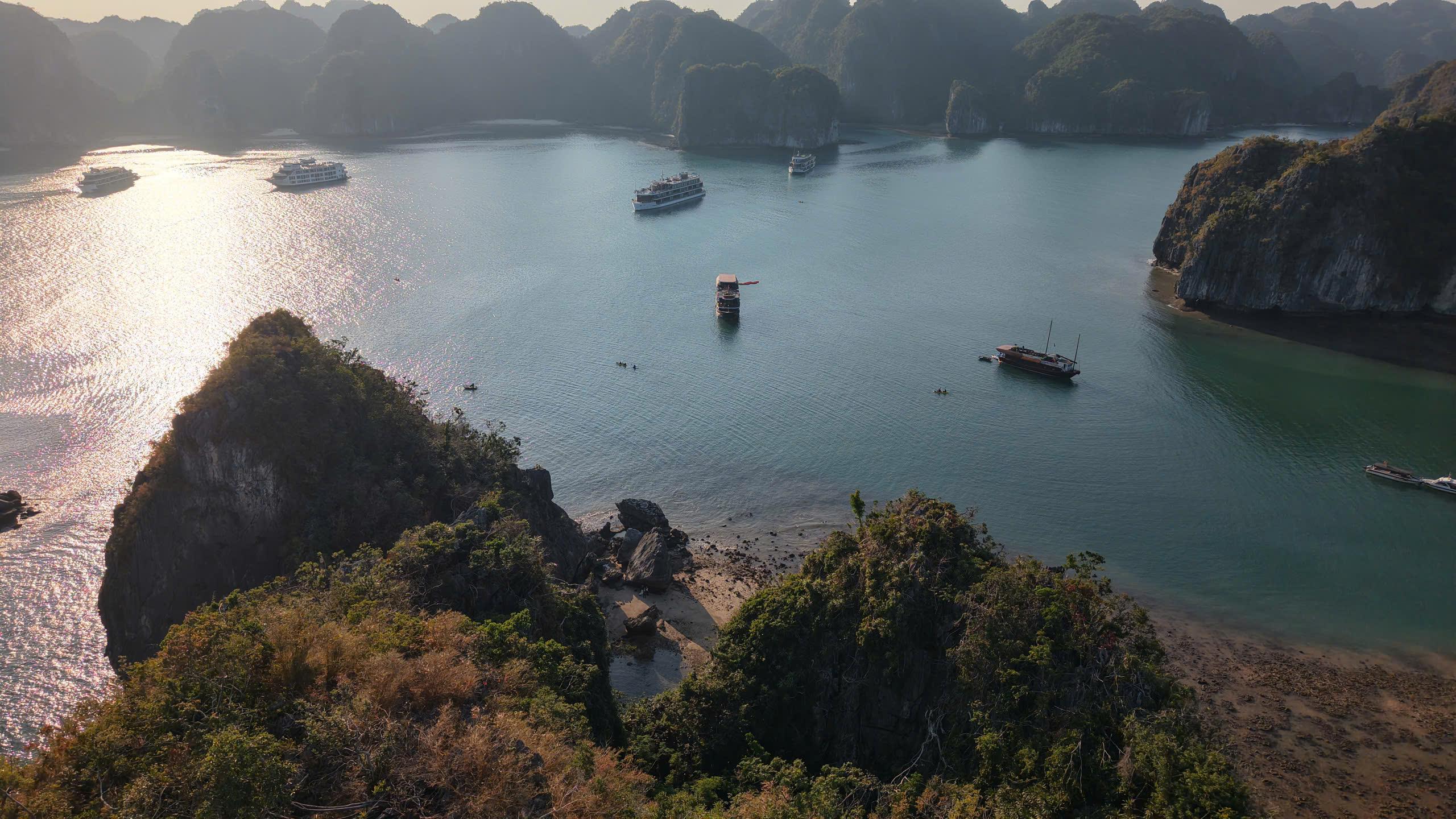 2-Day Ninh Binh & Ha Long Bay Adventure from Hanoi