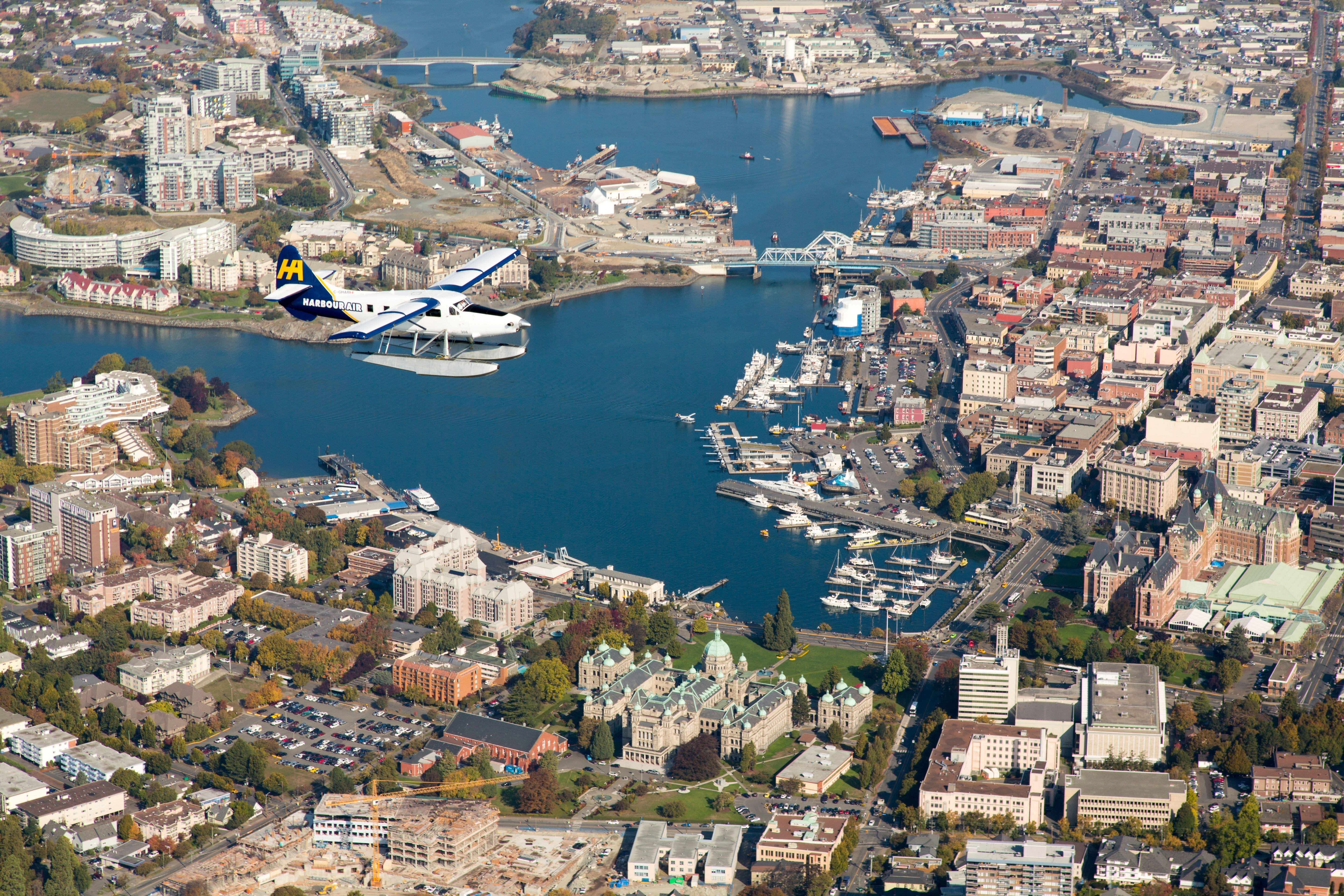 Southern Gulf Islands by seaplane — the archipelago and Active Pass from the air — image 9