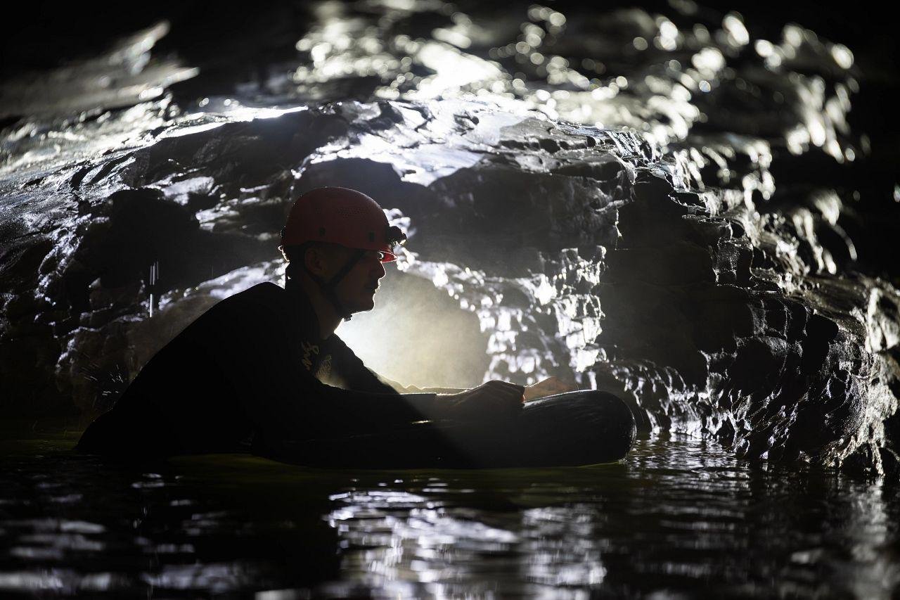 Waitomo Caves: Labyrinth Black Water Rafting Experience