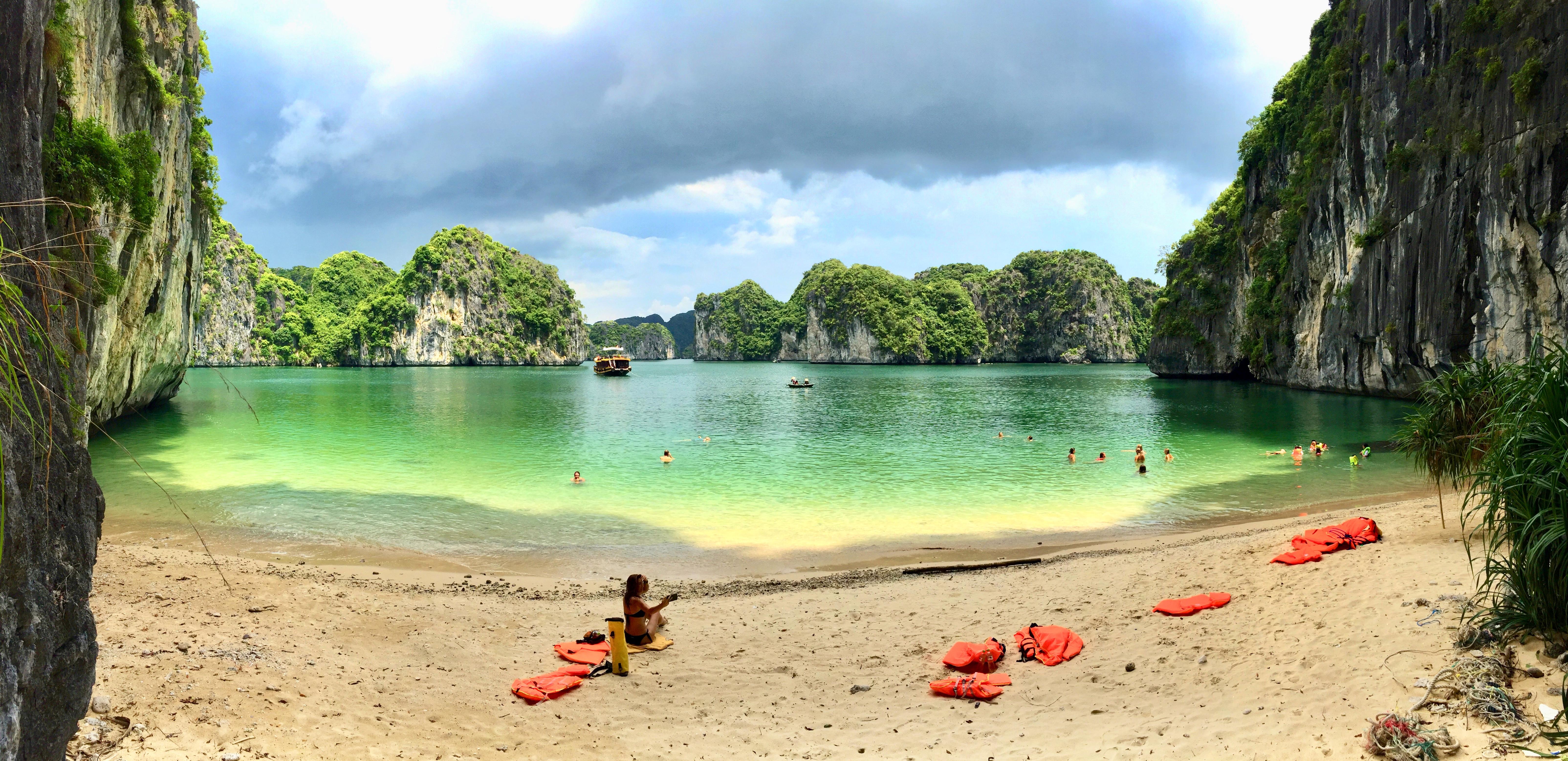 Small-Group Lan Ha Bay Cruise and Kayak Adventure