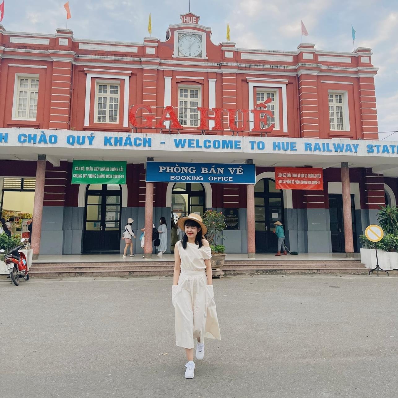 Hue Imperial City & Hai Van Pass Scenic Train Adventure