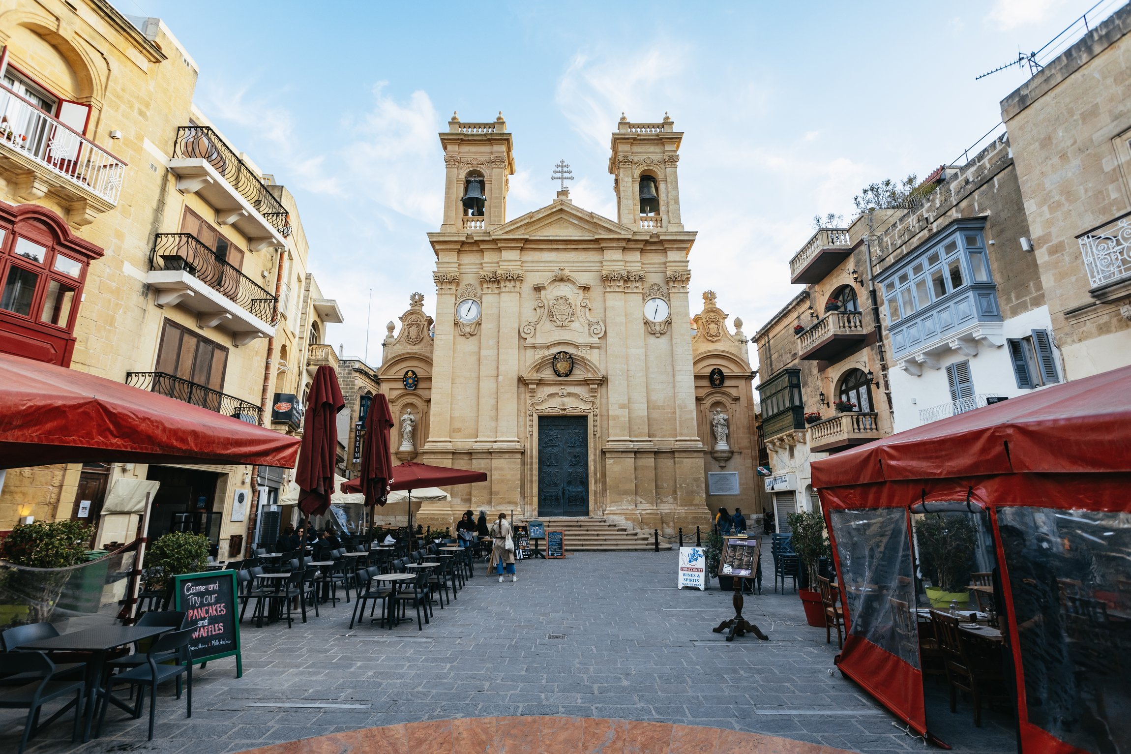 Full-Day Comino Blue Lagoon, Gozo, and Sea Caves Boat Cruise