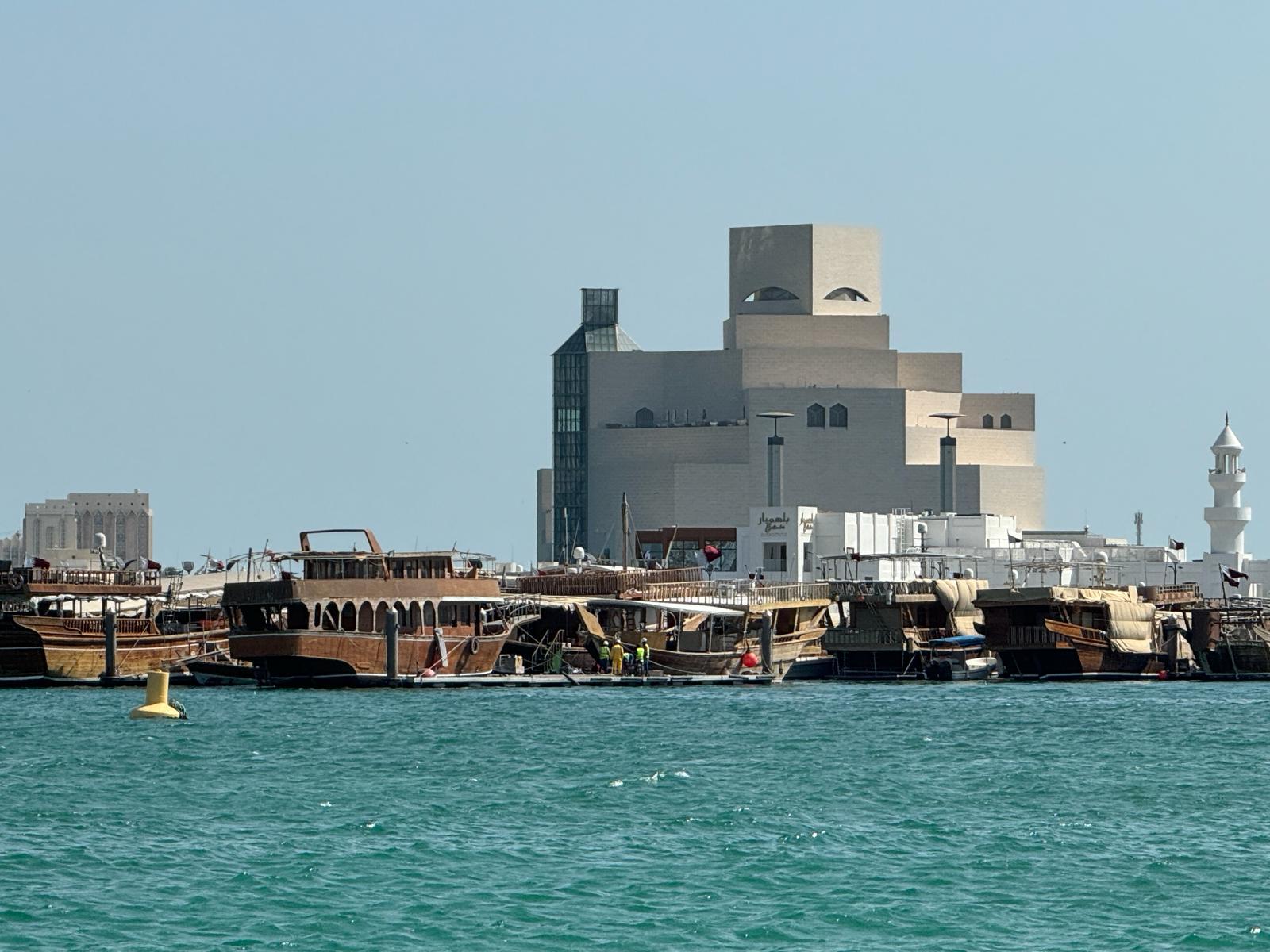 Doha Express: 4-Hour Highlights Layover City Tour