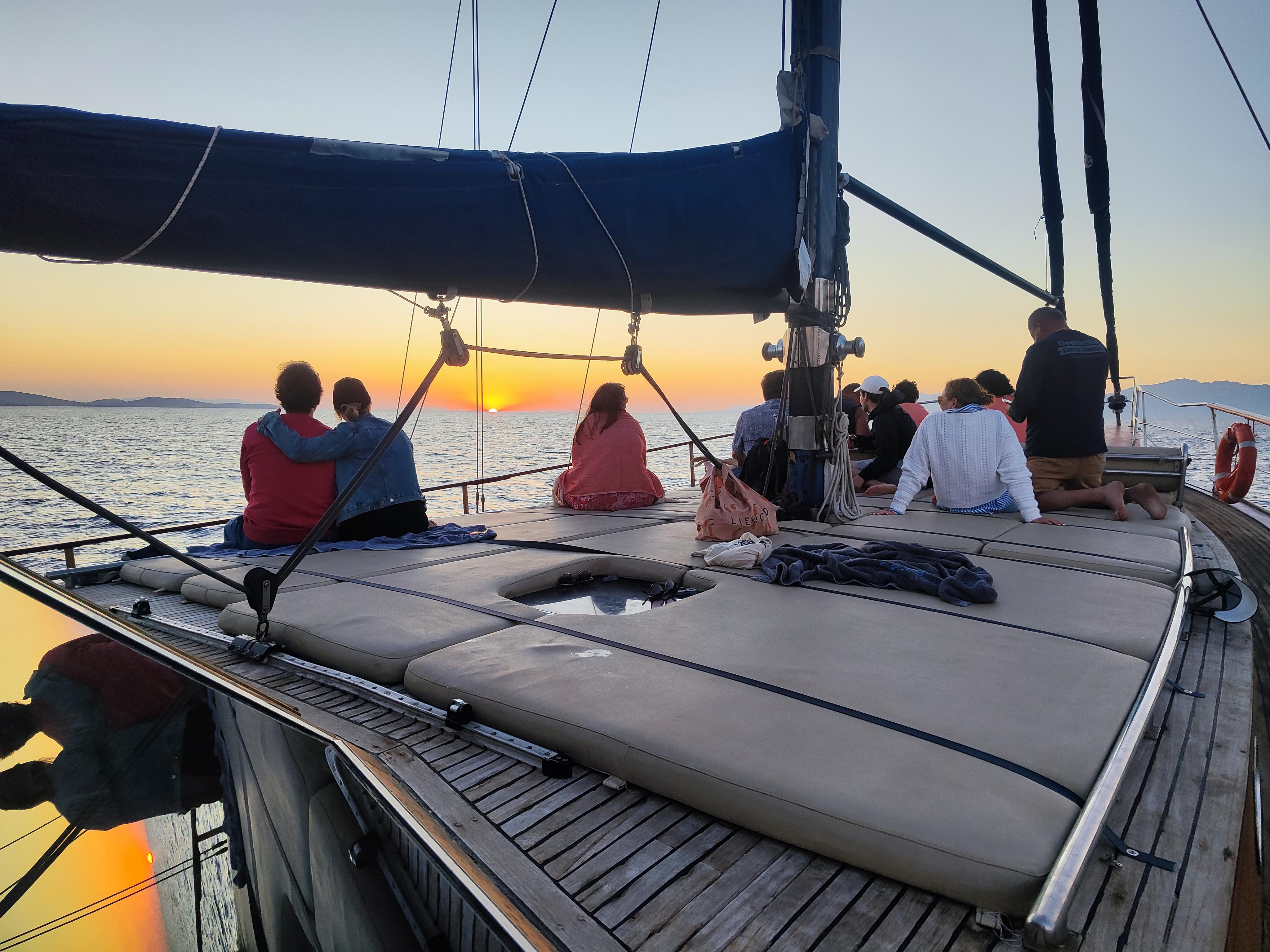 Mykonos Sunset Coastal Cruise with Dinner & Drinks