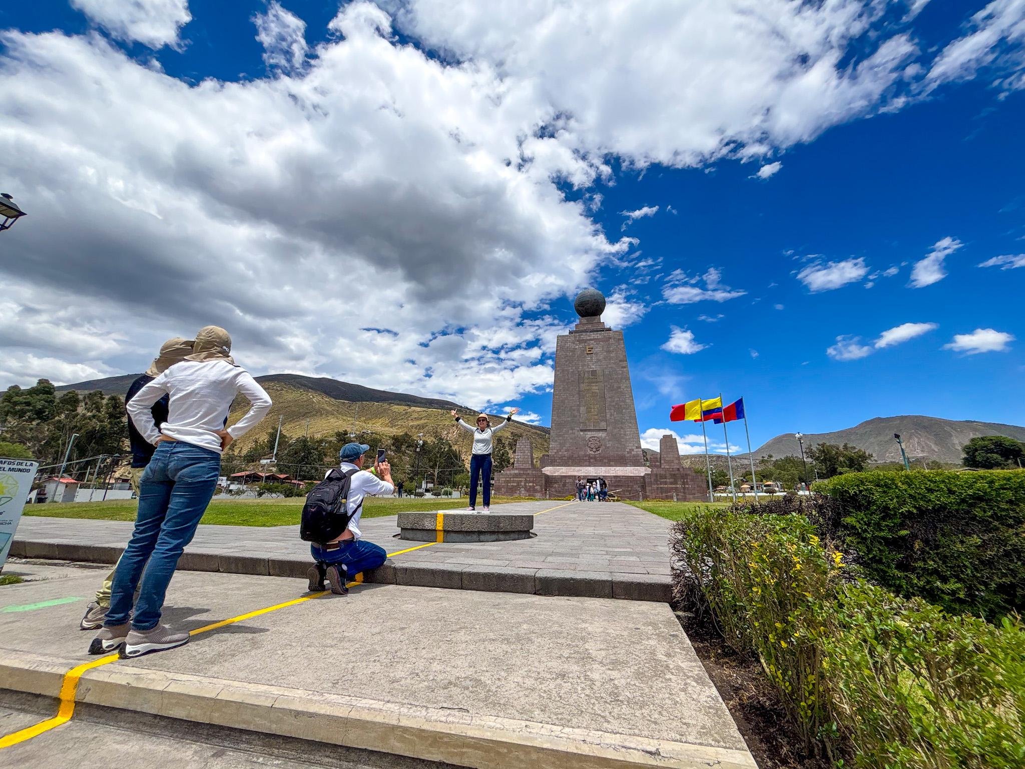 Quito Full-Day Tour: Equator Line, Cable Car & Colonial Highlights