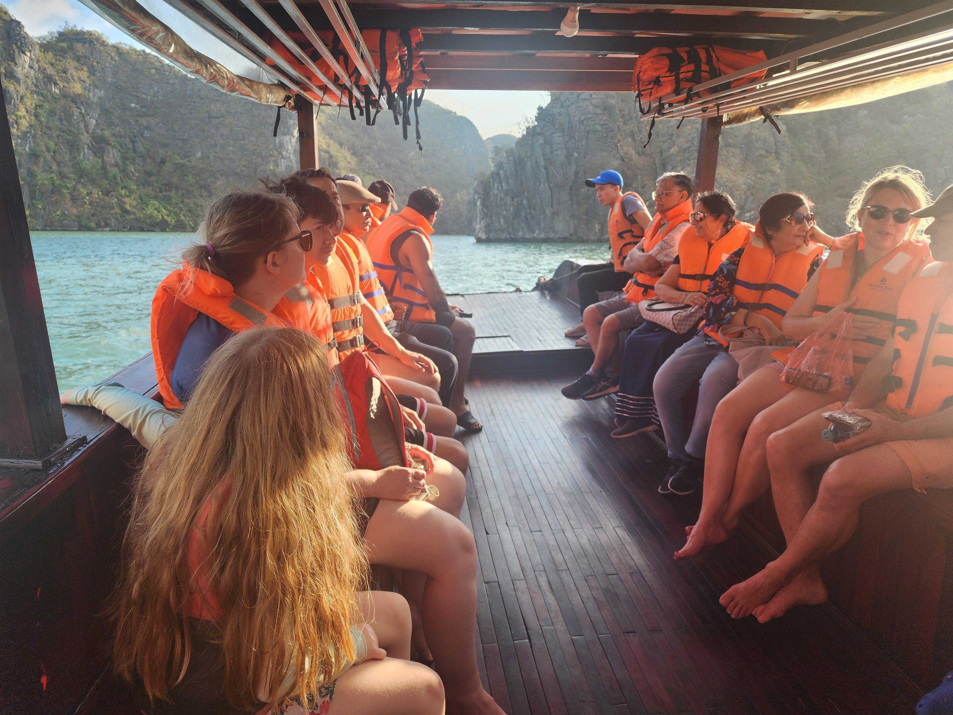 Ha Long & Bai Tu Long Bay 2-Day Overnight Cruise from Hanoi