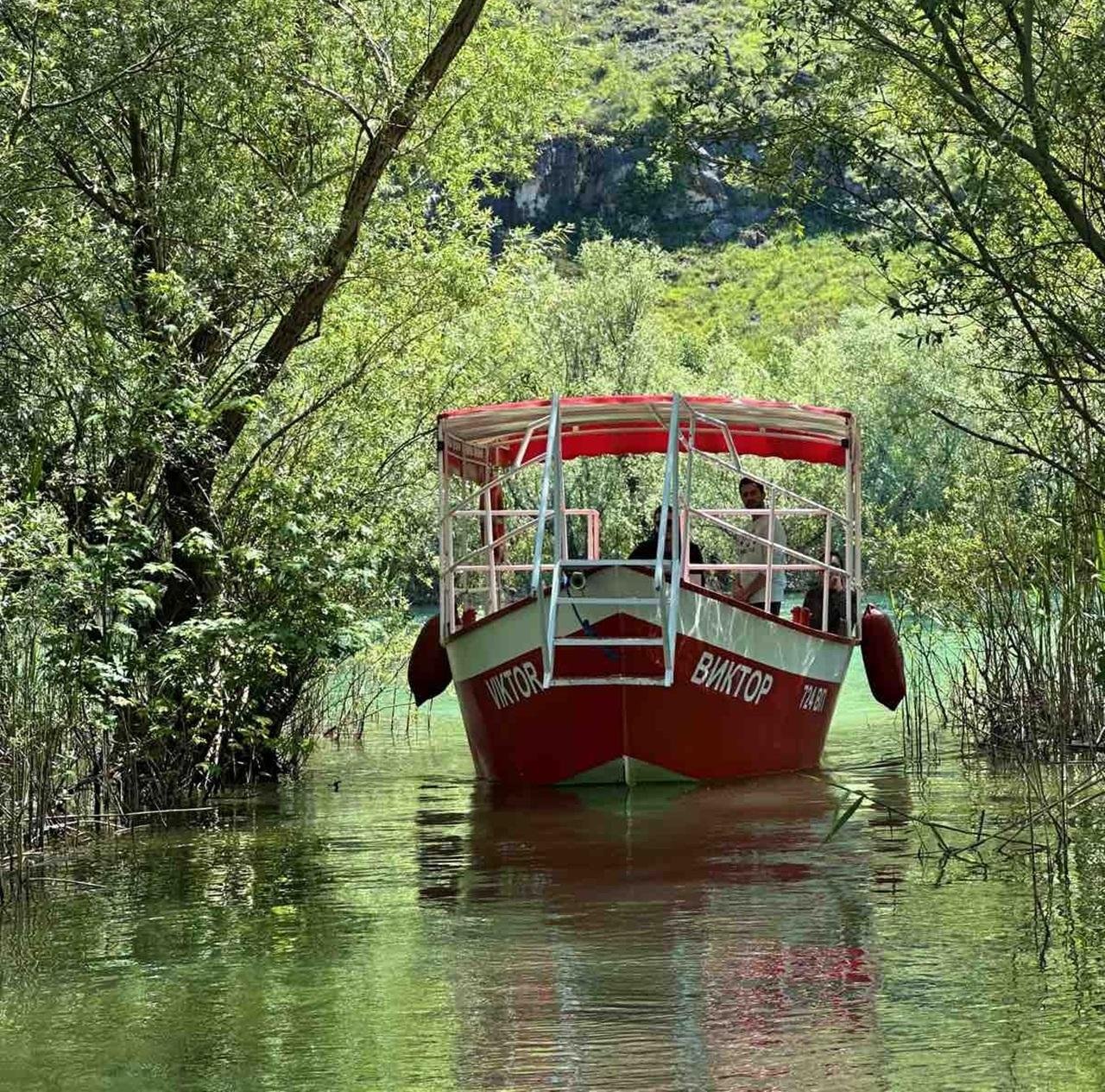 Skadar Lake Boat Cruise from Virpazar with Wine