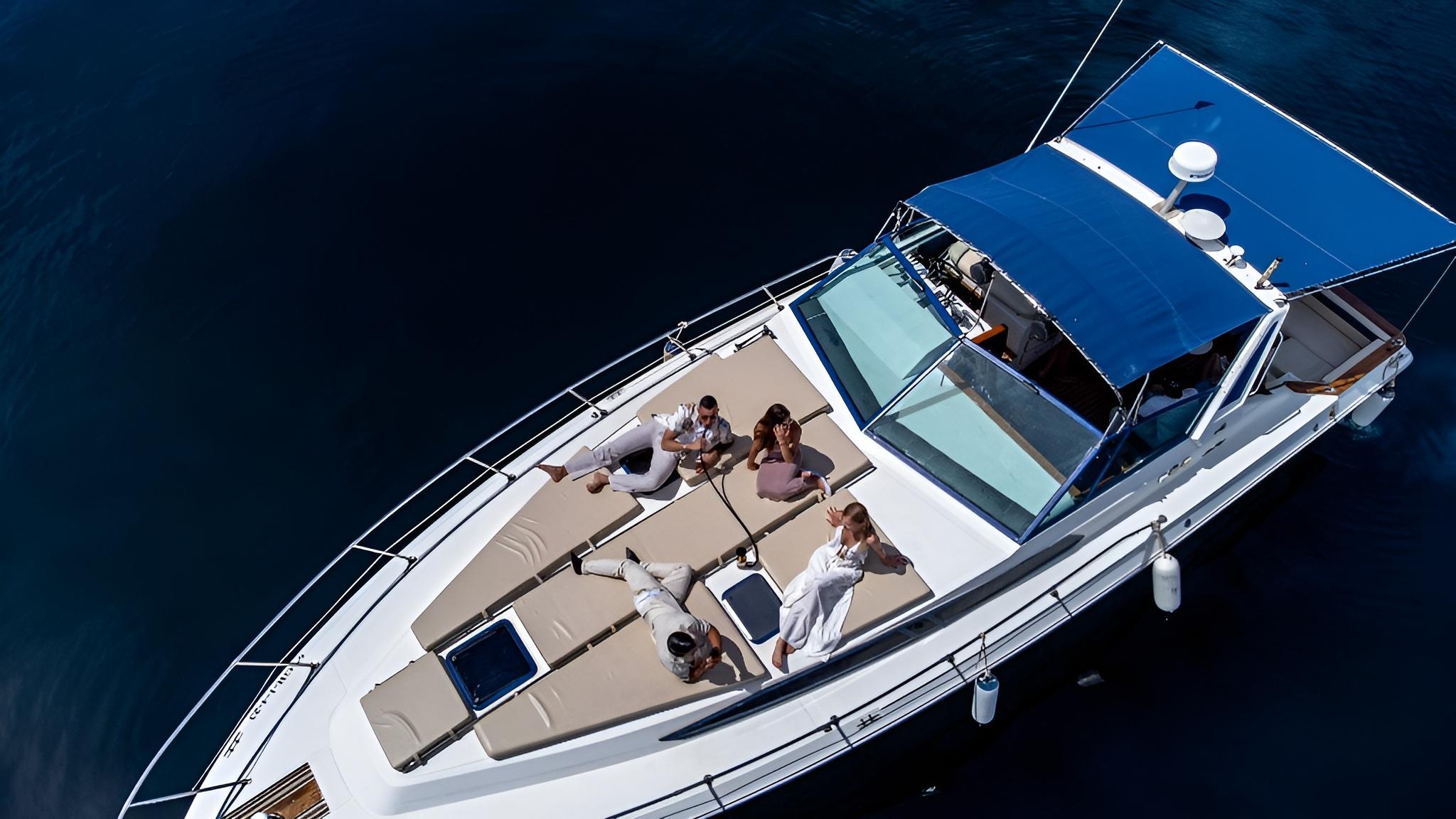 Private Yacht Charter in Puerto Banús