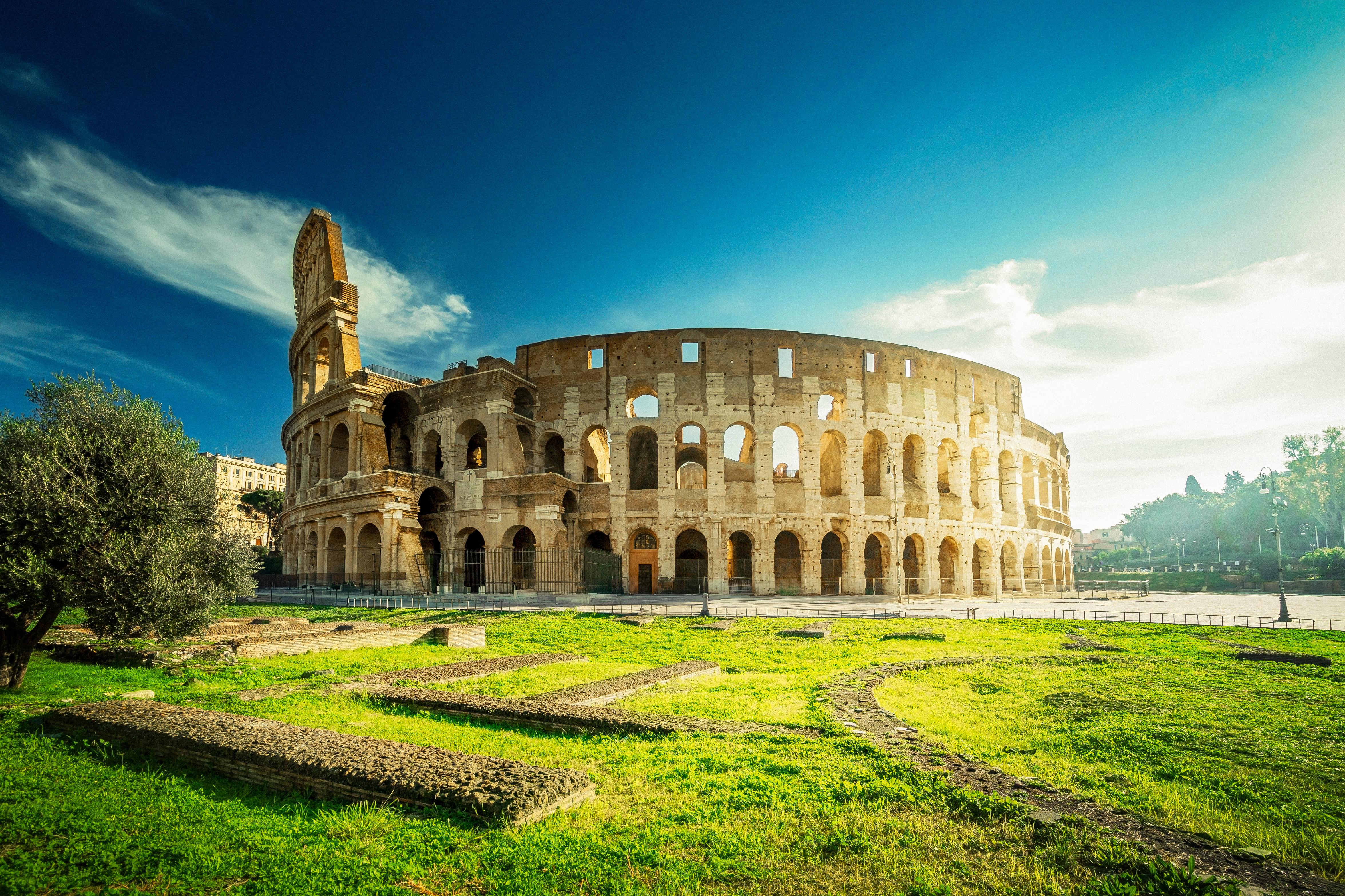 Ancient Rome and Colosseum Guided Tour with Optional Arena Access