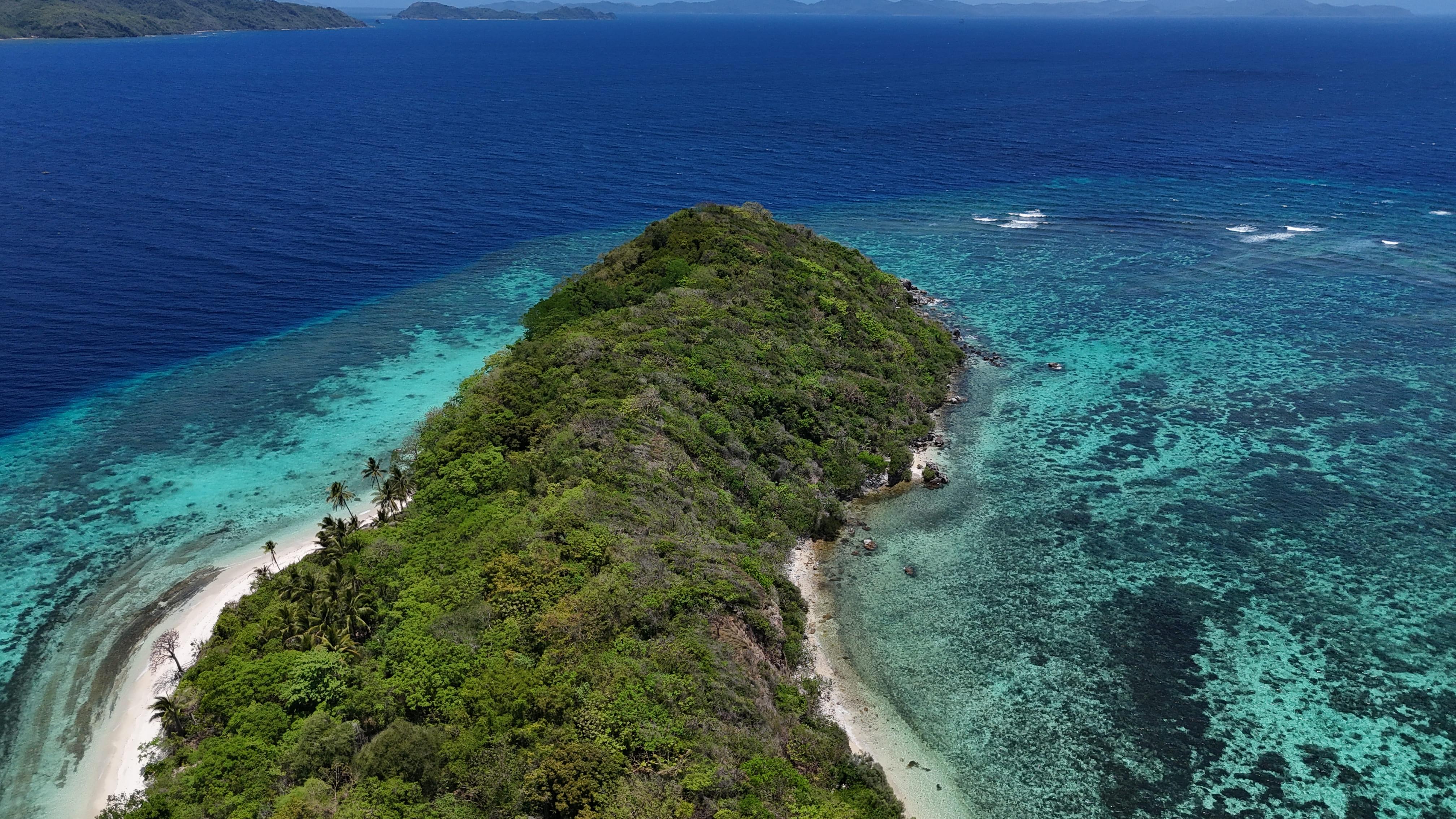Sibaltan Private Snorkeling & Hidden Islands Boat Tour