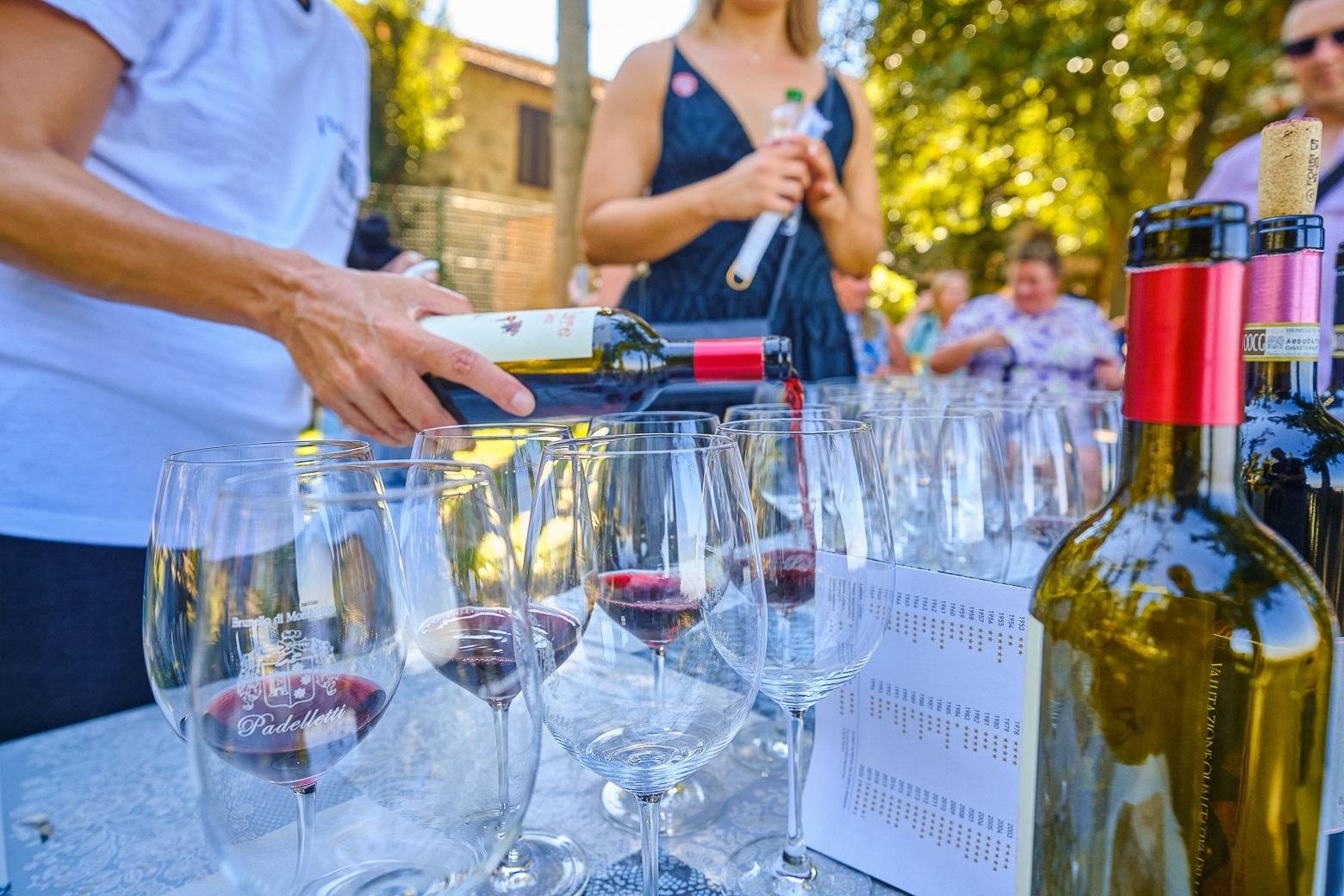 wine tour in Montalcino — photo 2