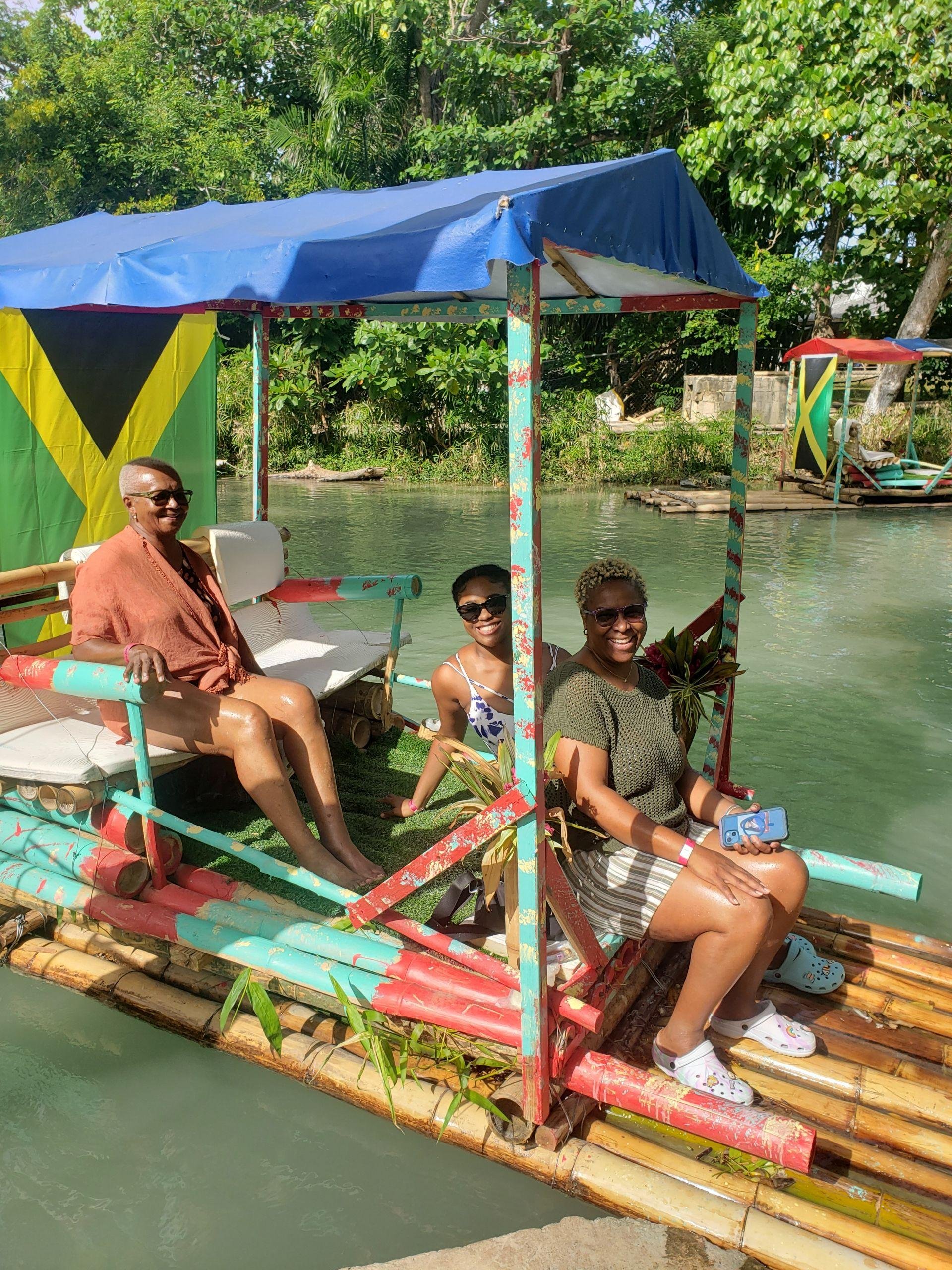 Bamboo River Rafting Experience in Ocho Rios