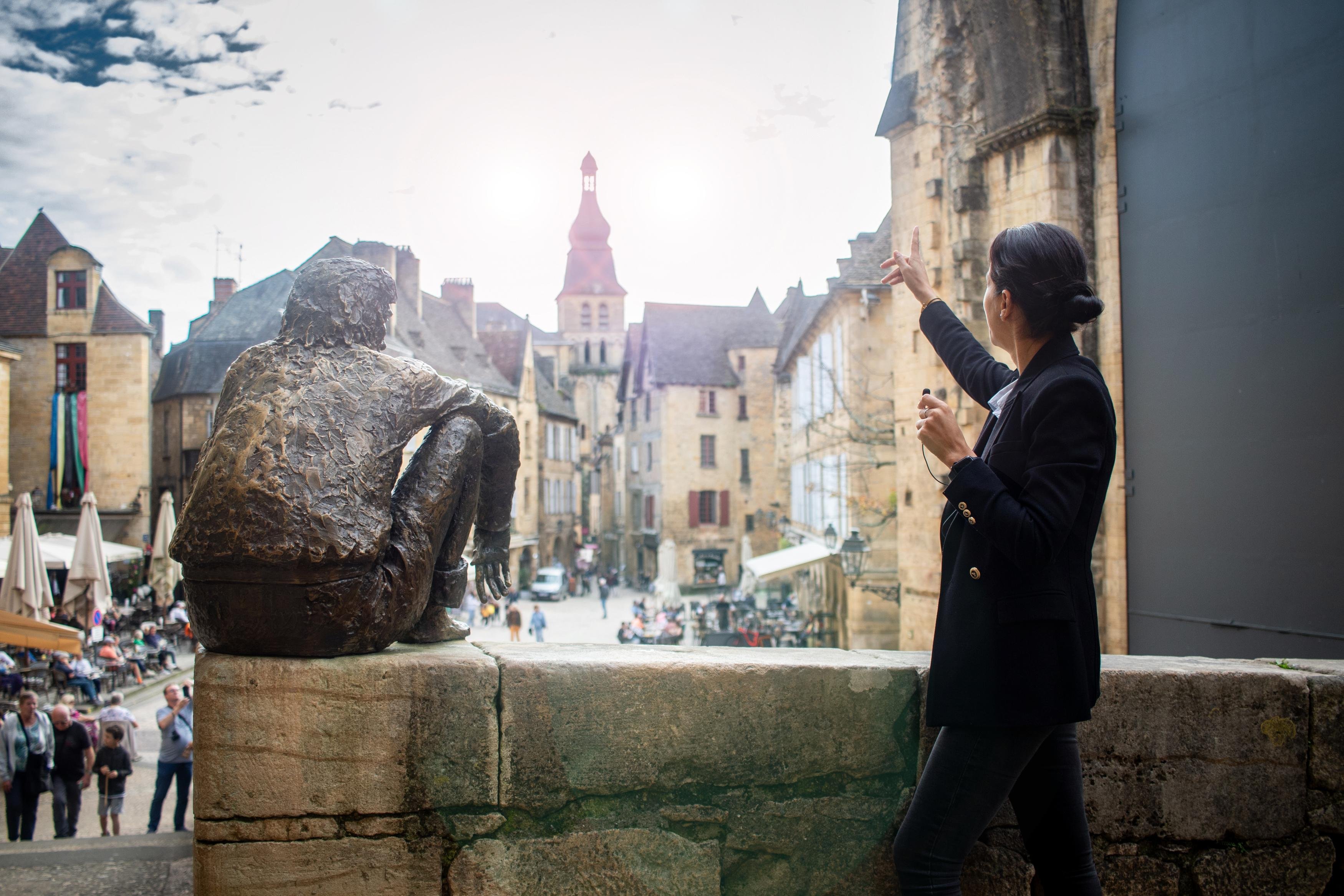 Private Medieval Sarlat Tour with Local Delicacies