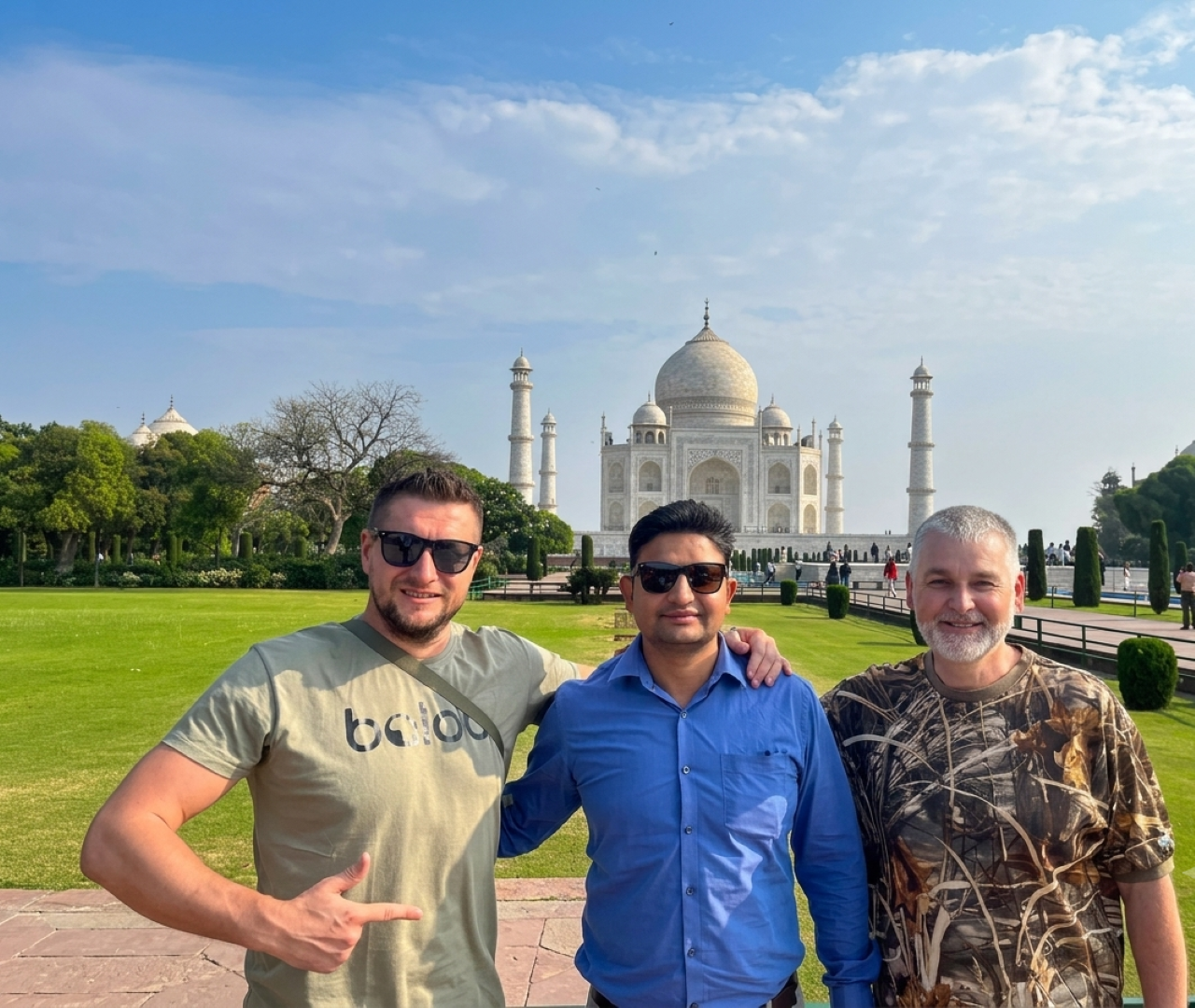 Private Overnight Taj Mahal Tour from Delhi (2 Days)