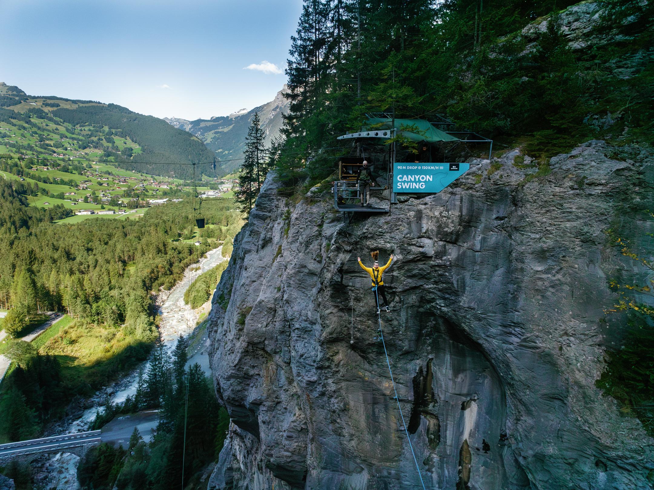 Grindelwald Canyon Swing Experience