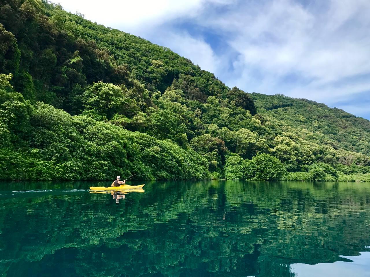 Lake Albano Kayaking Adventure with Pizza