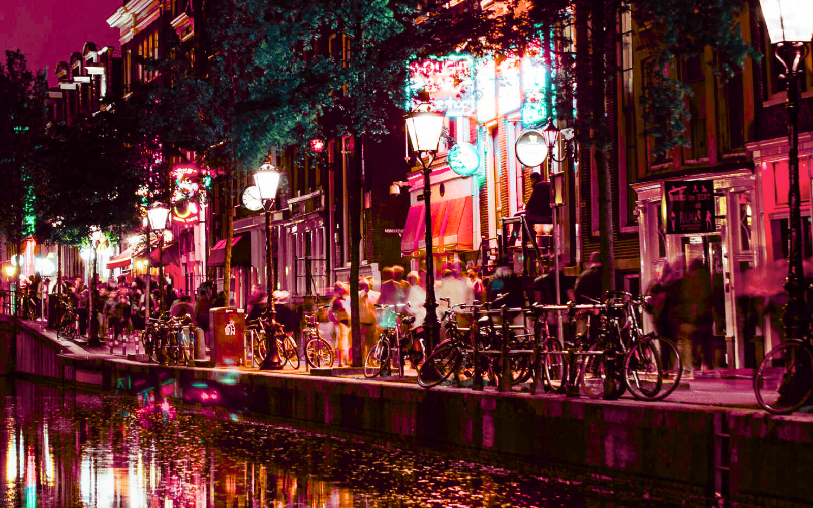 Red Light District Ultimate Pub Crawl
