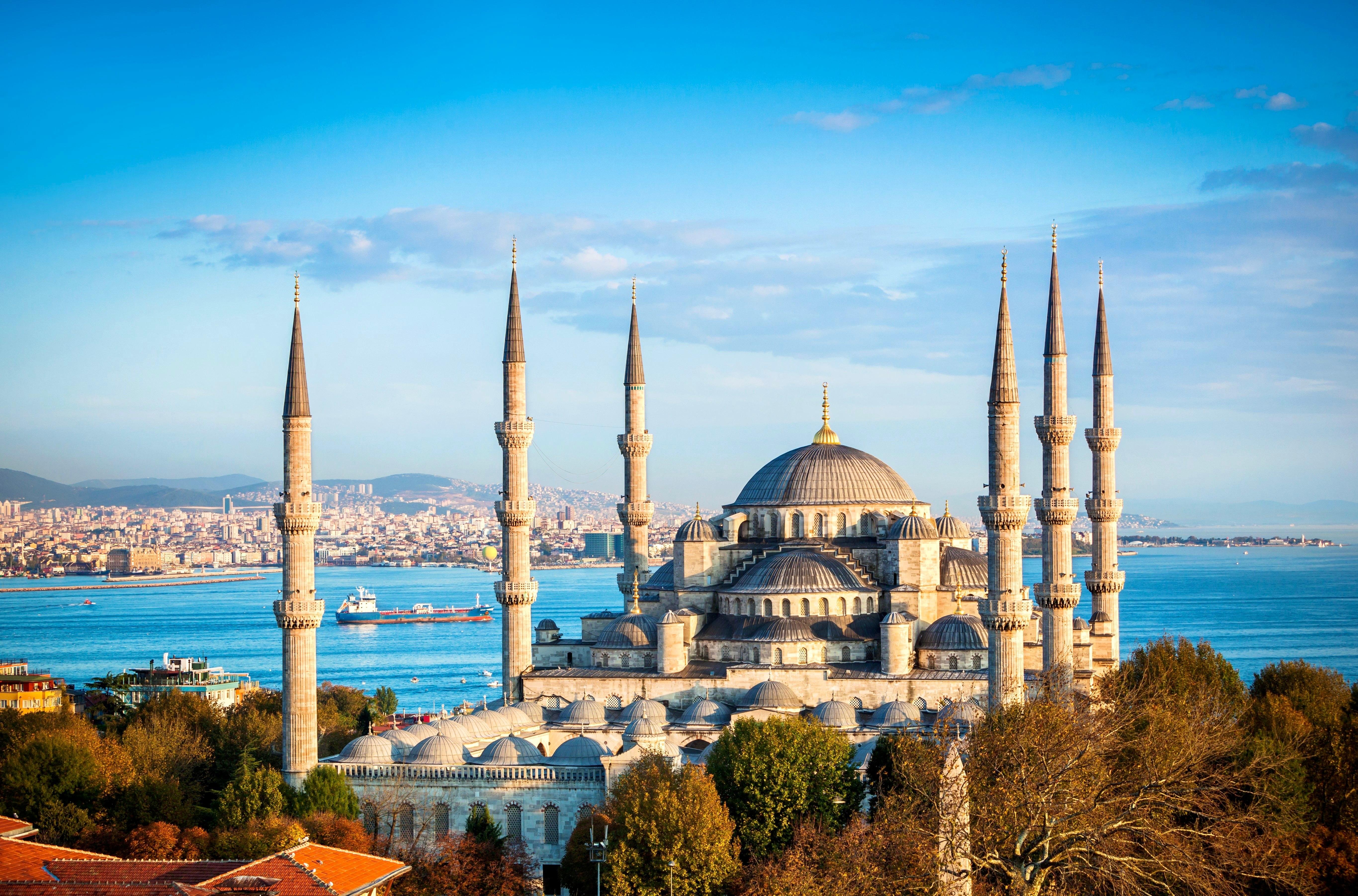 Guided Istanbul Highlights: Blue Mosque & Topkapi Palace