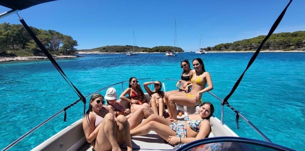 Kotor Private Luxury Bay & Blue Cave Boat Tour