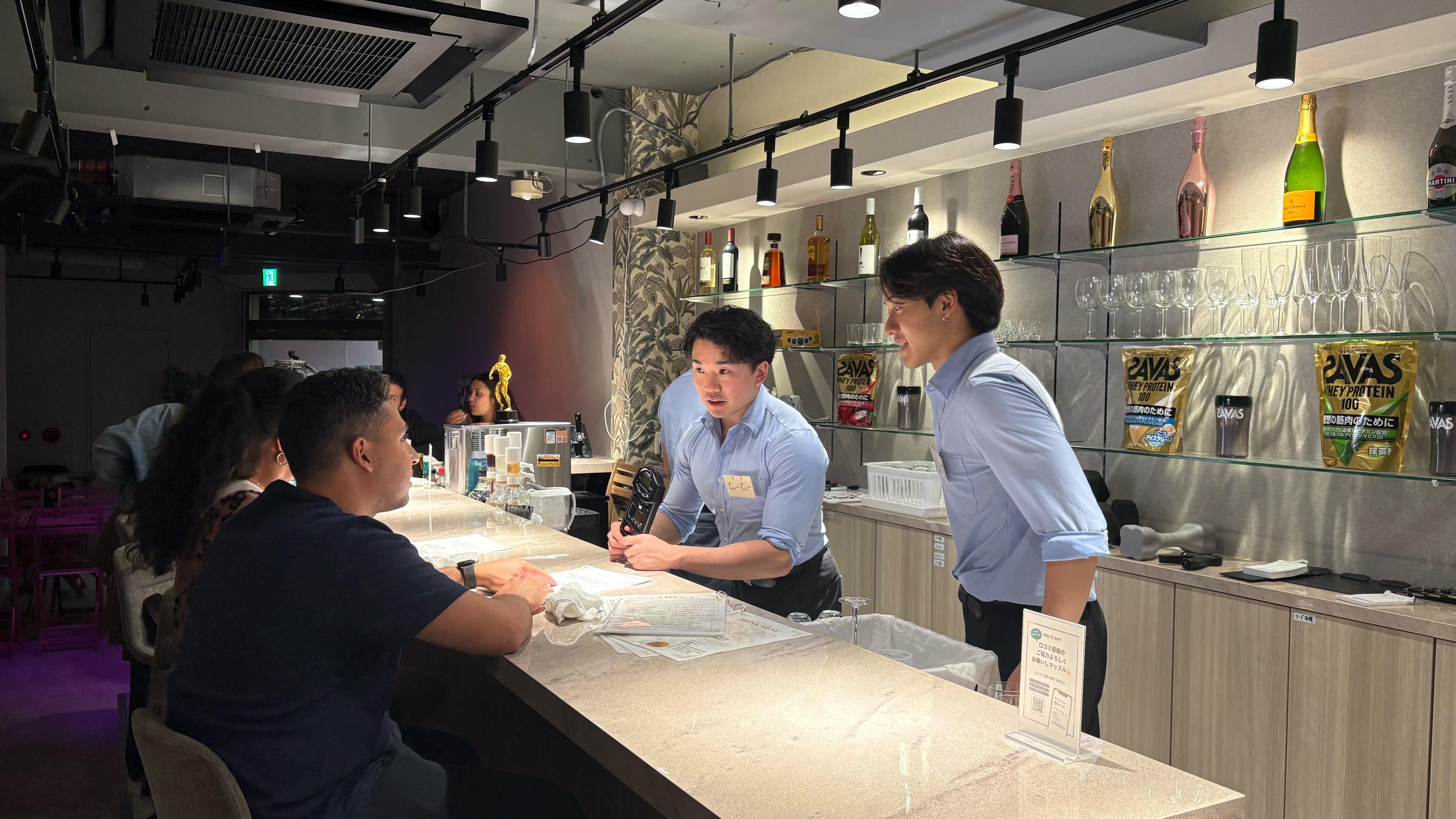 京都マッスルバー入場チケット：木屋町ナイトライフショー