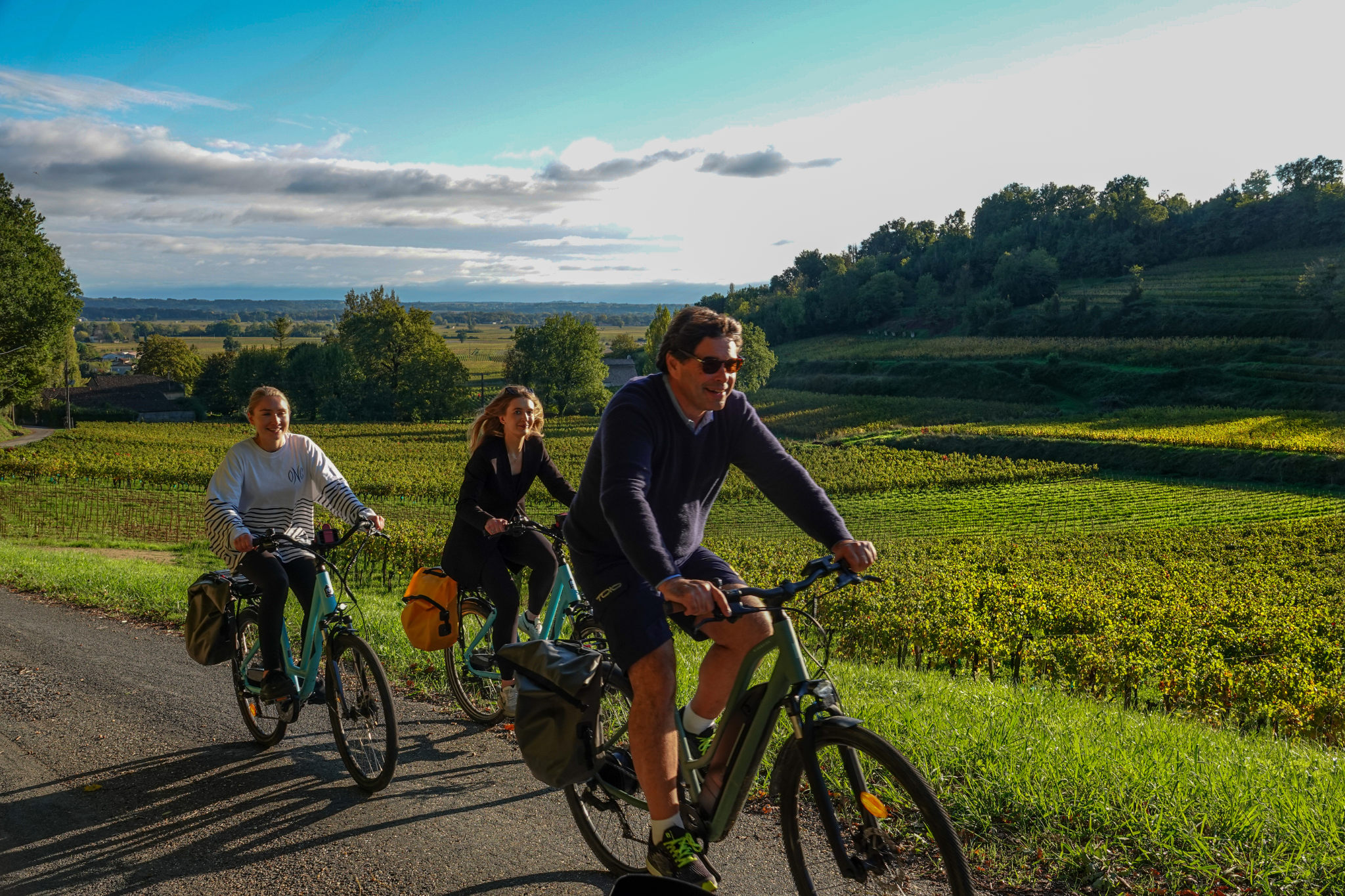 St. Émilion Wine E-Bike Tour with Lunch & Tastings
