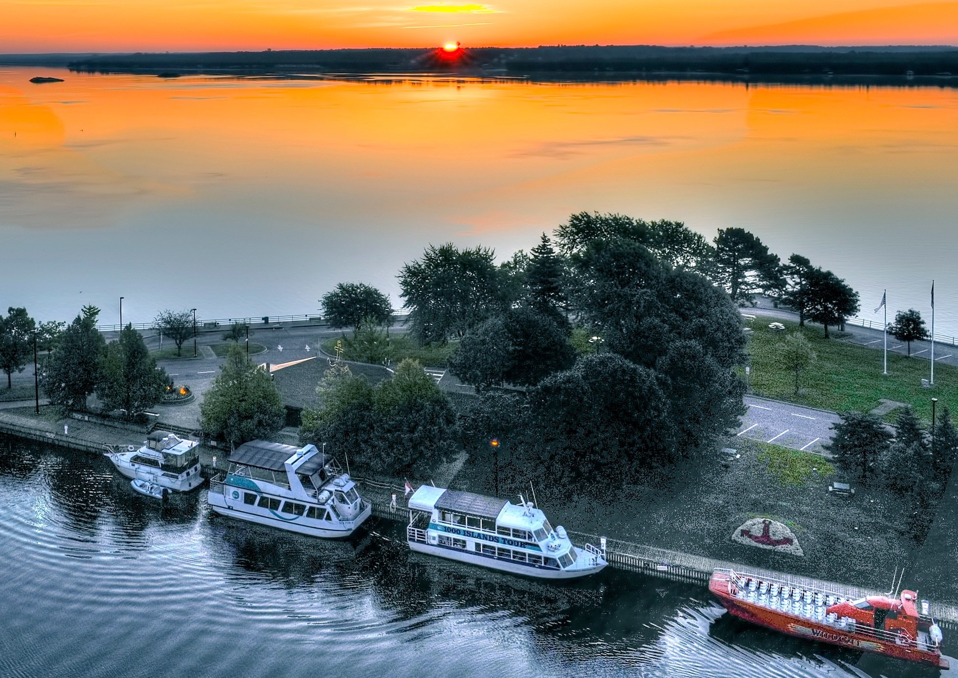 Brockville: 90-minute 1000 Islands Cruise