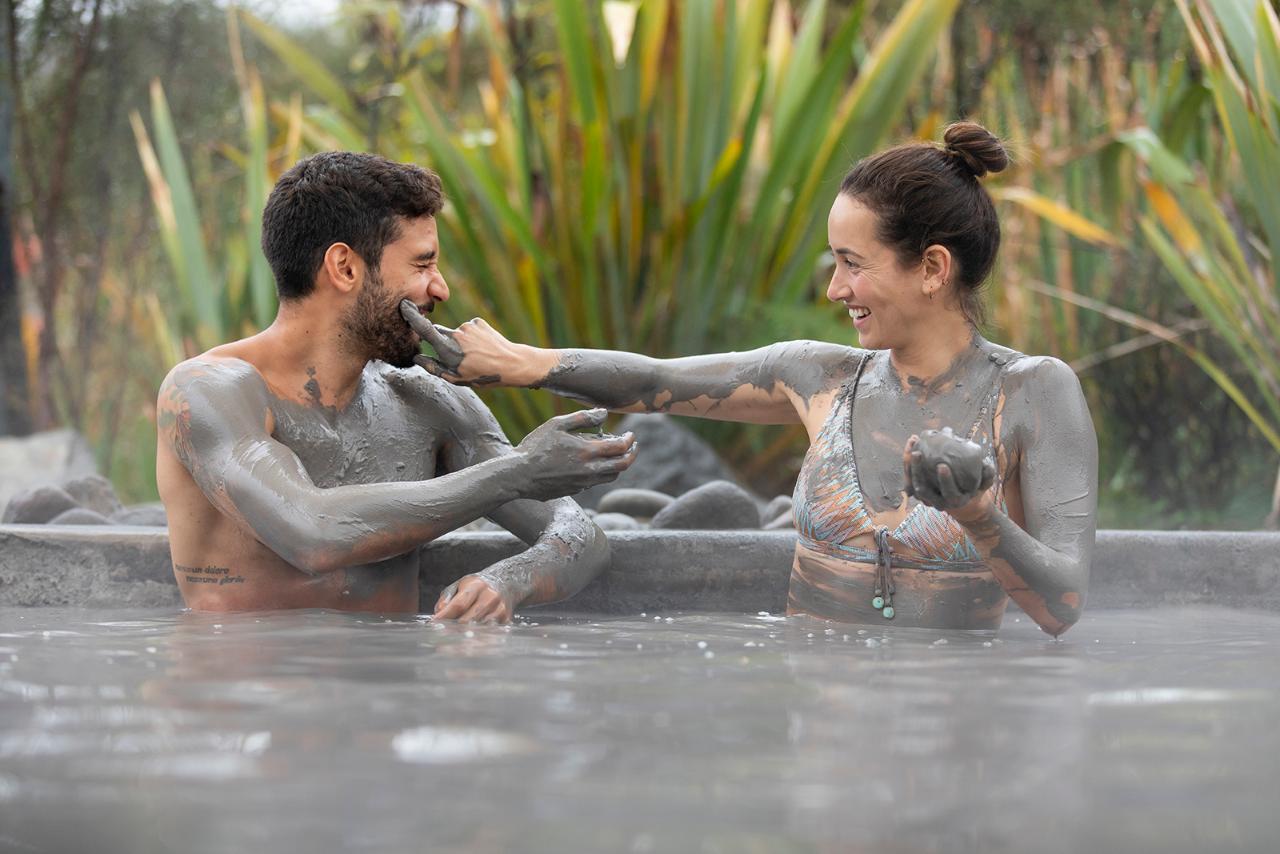 Hell's Gate Geothermal Mud Bath & Spa Experience