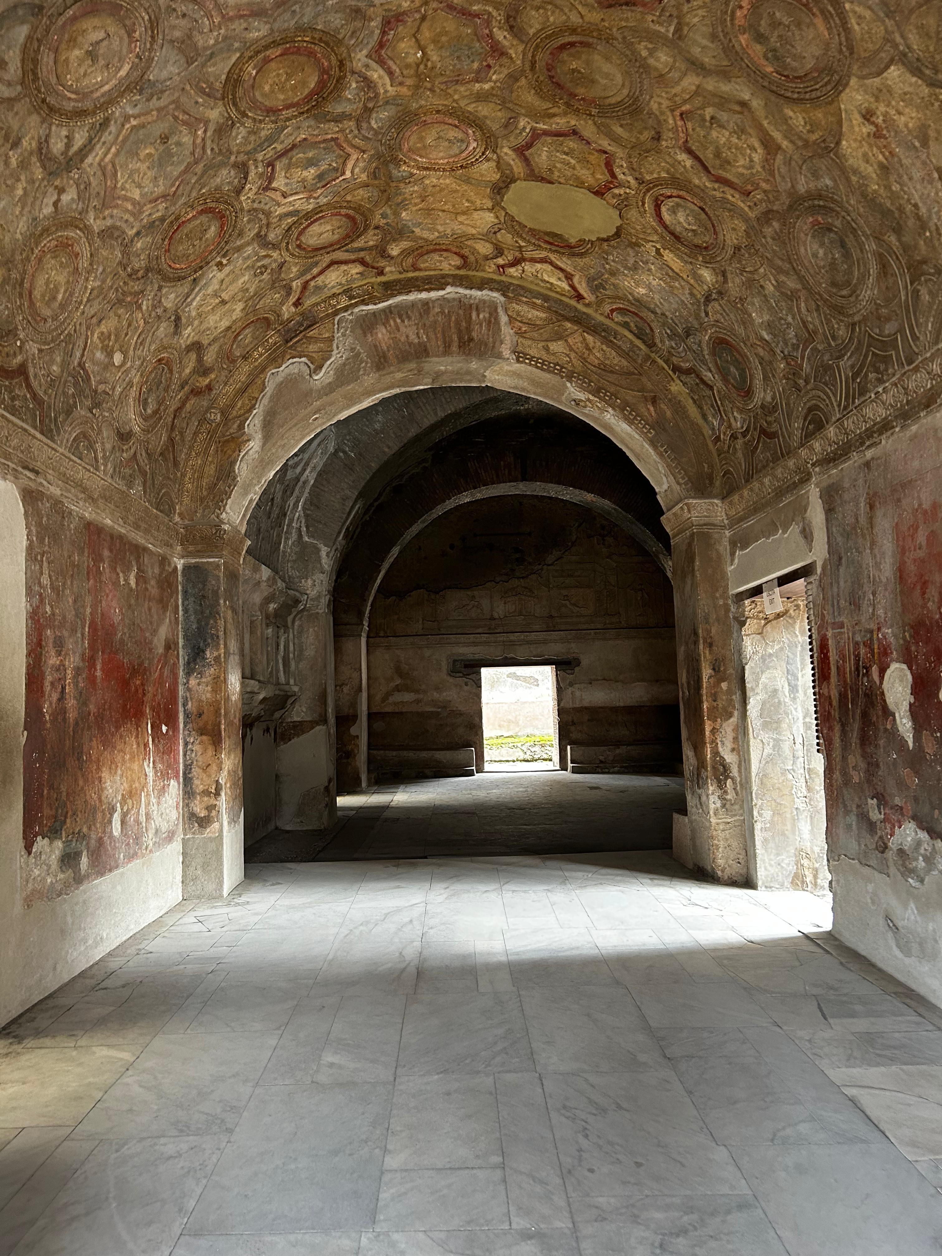 Pompeii Private Walking Tour with Skip-the-Line Access