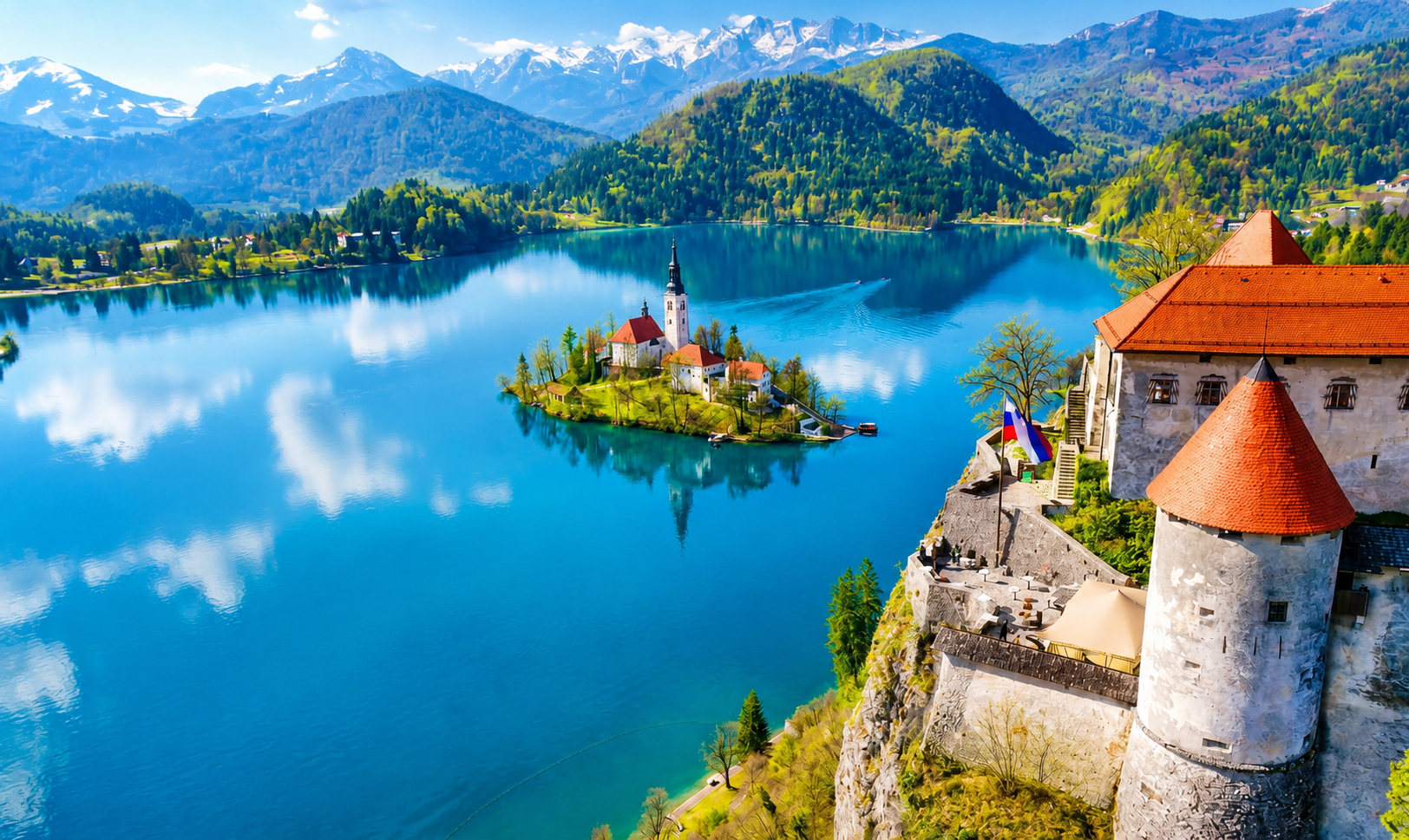 From Zagreb: Bled & Ljubljana Day Tour with Chocolate Gift