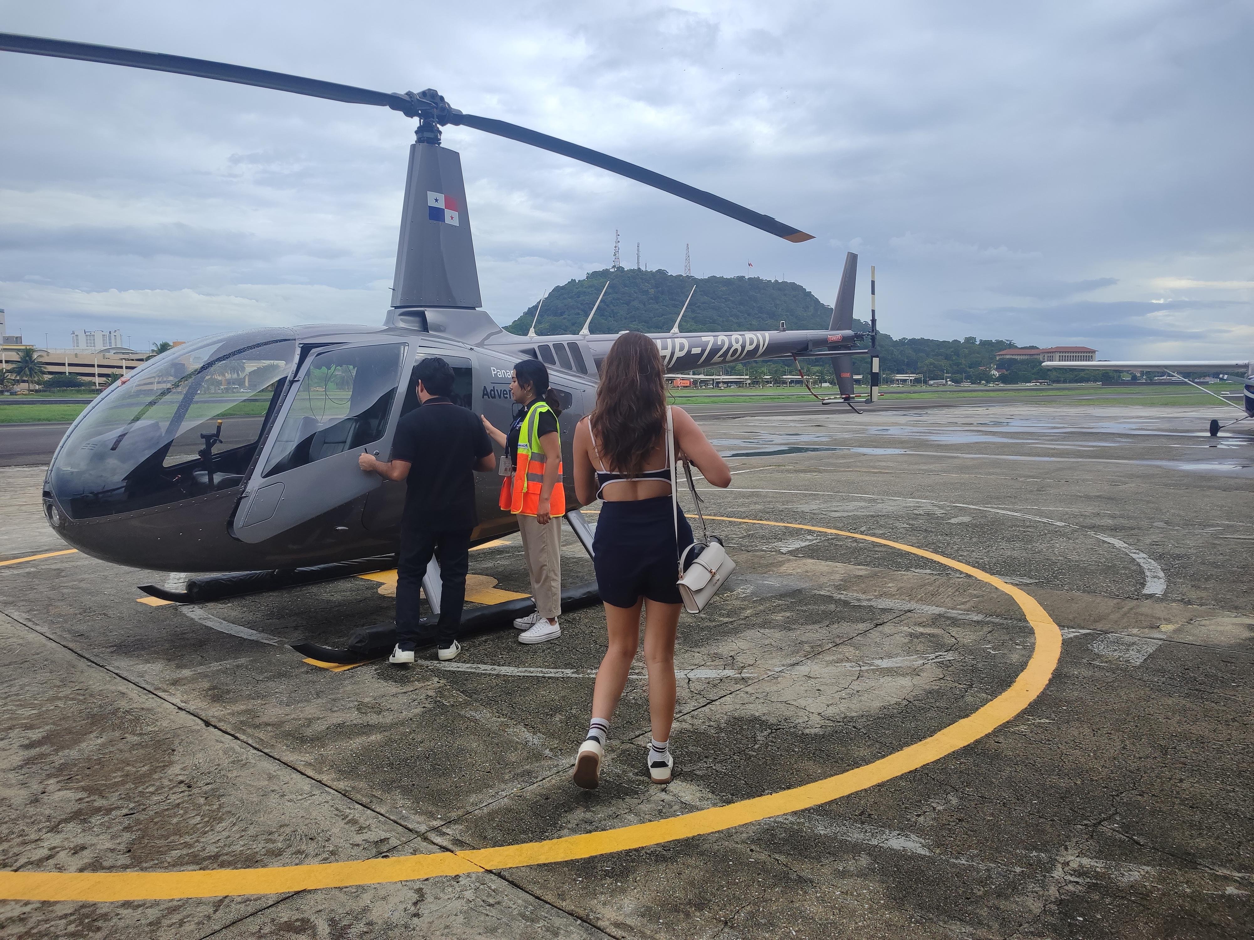 Panama City: Luxury Helicopter Tours & Special Occasion Packages