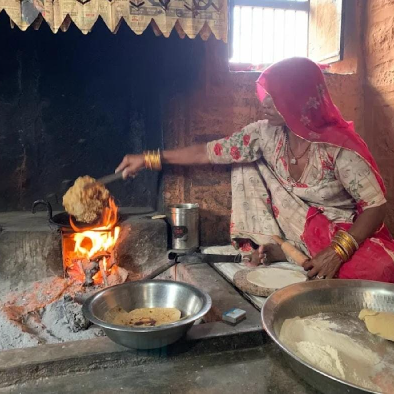 Jodhpur: Thar Desert Camel & Jeep Safari with Traditional Dining