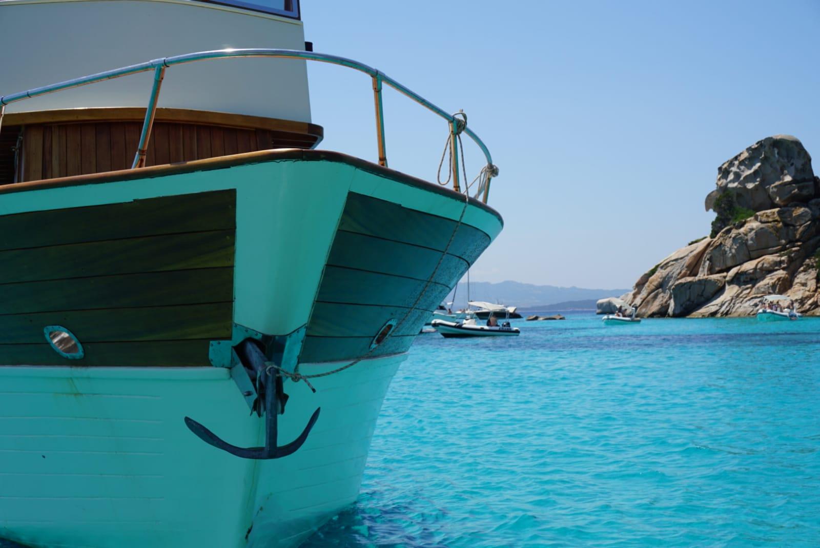 Full-Day Ischia Coastal Cruise from Naples with Lunch