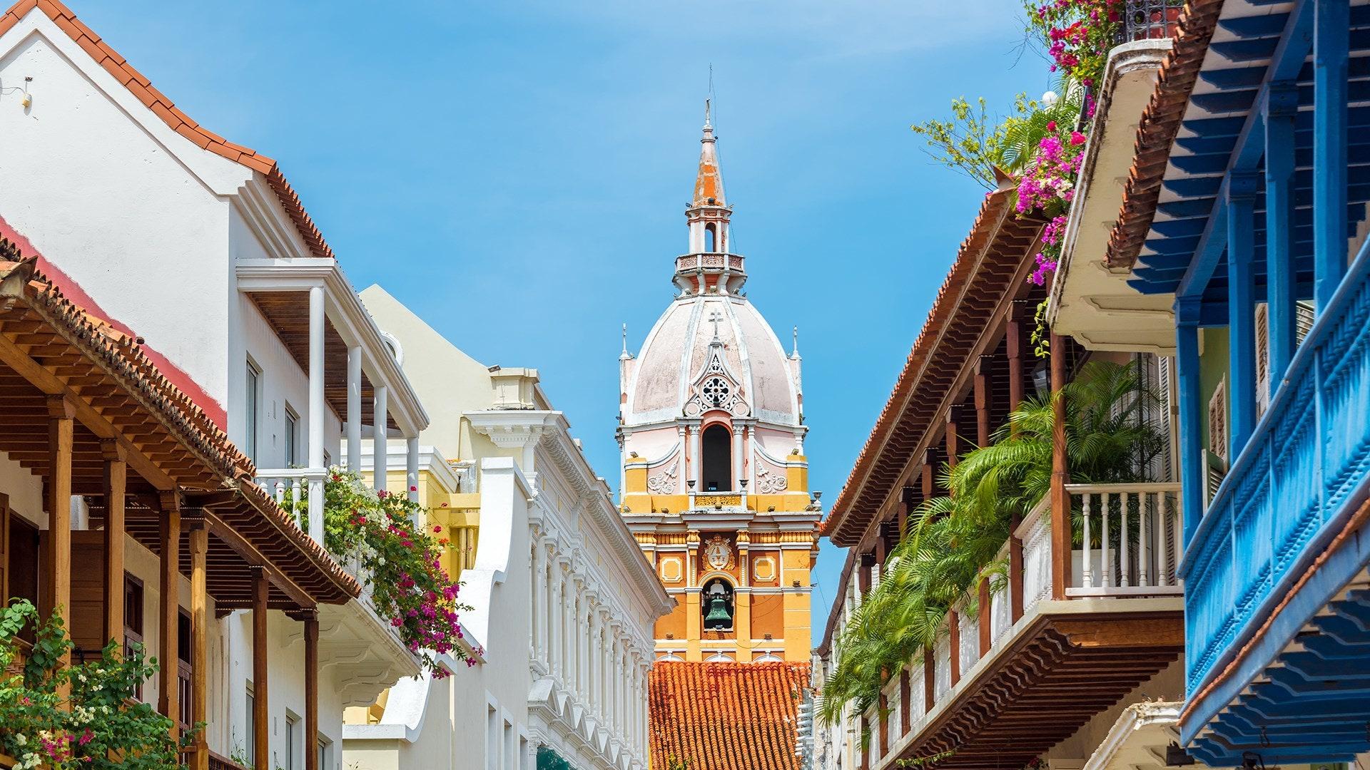 Cartagena Street Food & Cultural Walking Tour
