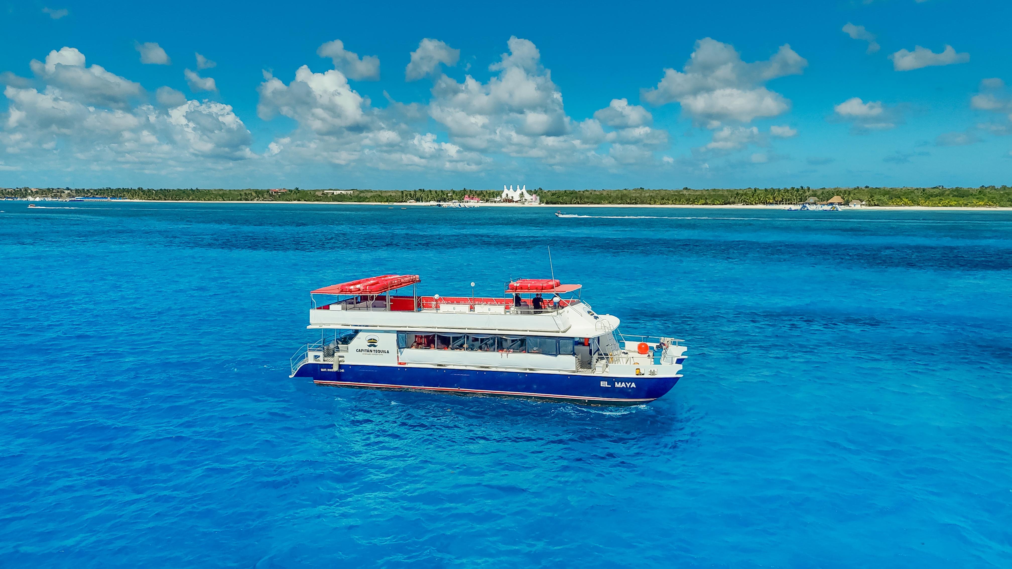 Cozumel VIP Catamaran: Reef, El Cielo & Party with Open Bar