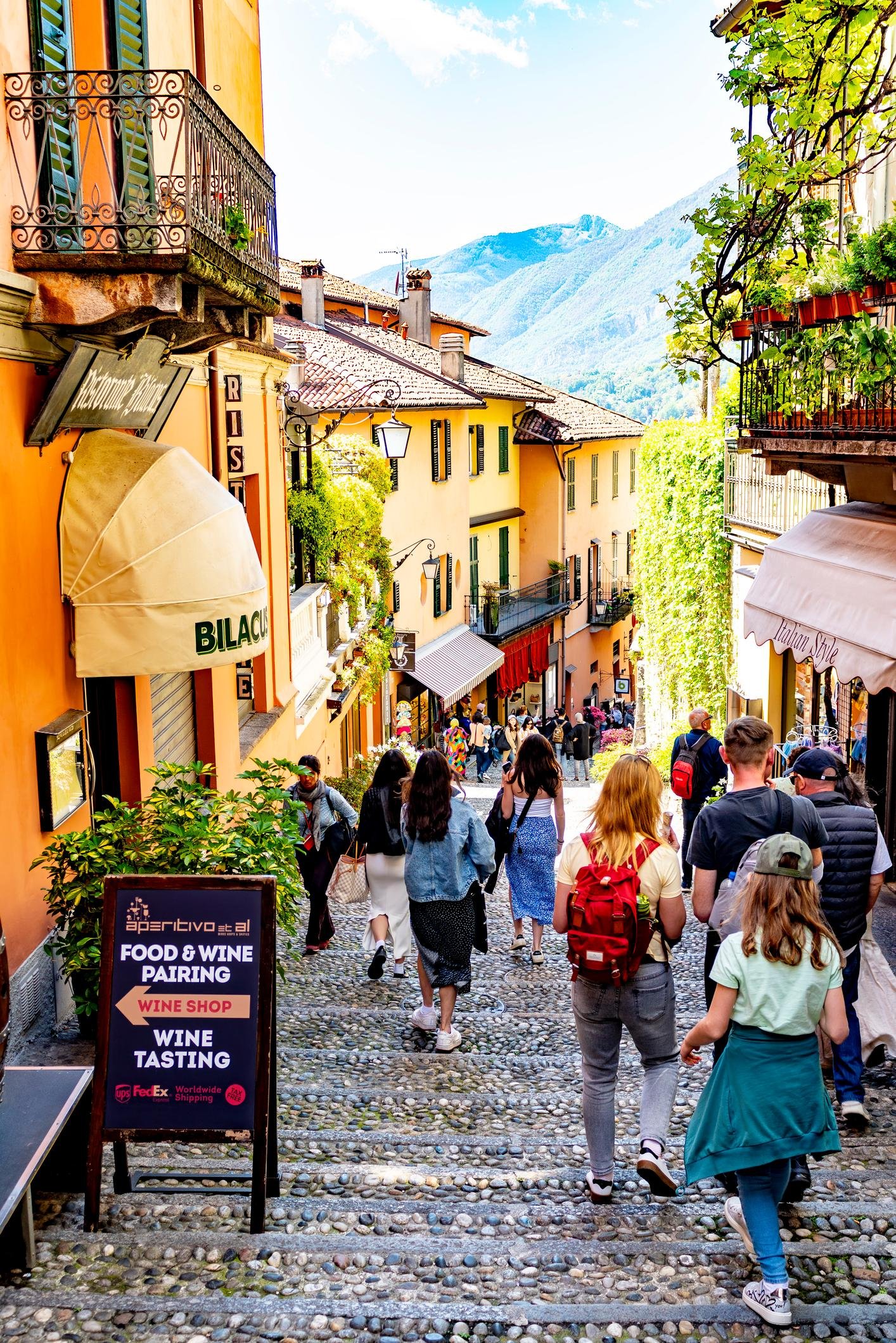 Milan to Lake Como, Bellagio & Lugano Day Tour with Lake Cruise