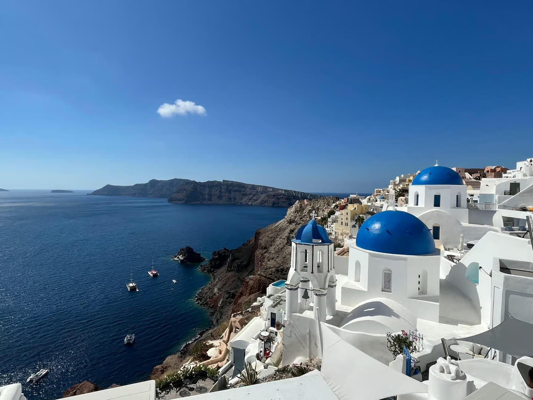 Private Santorini Sightseeing Experience
