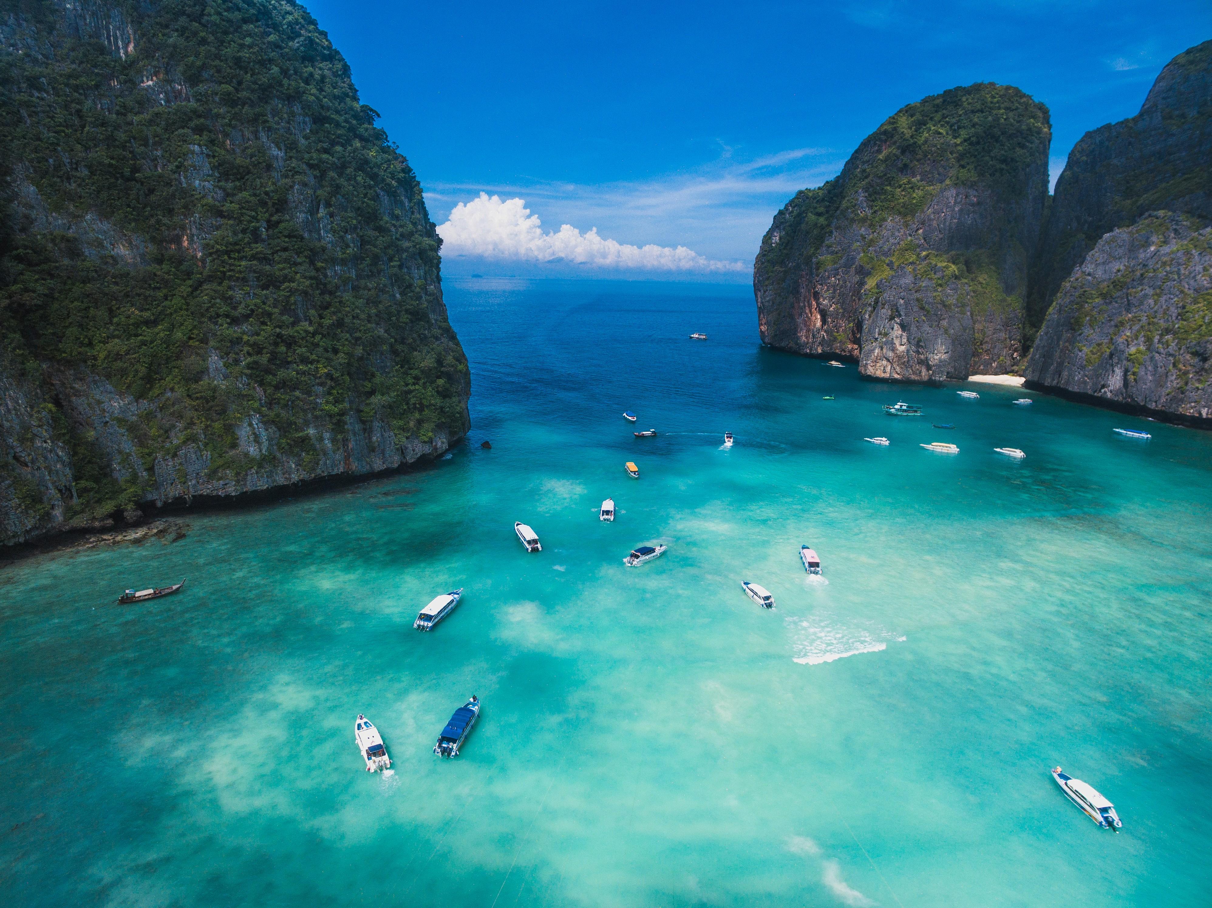 Maya Bay & Phi Phi Islands Longtail Boat Tour with Snorkeling