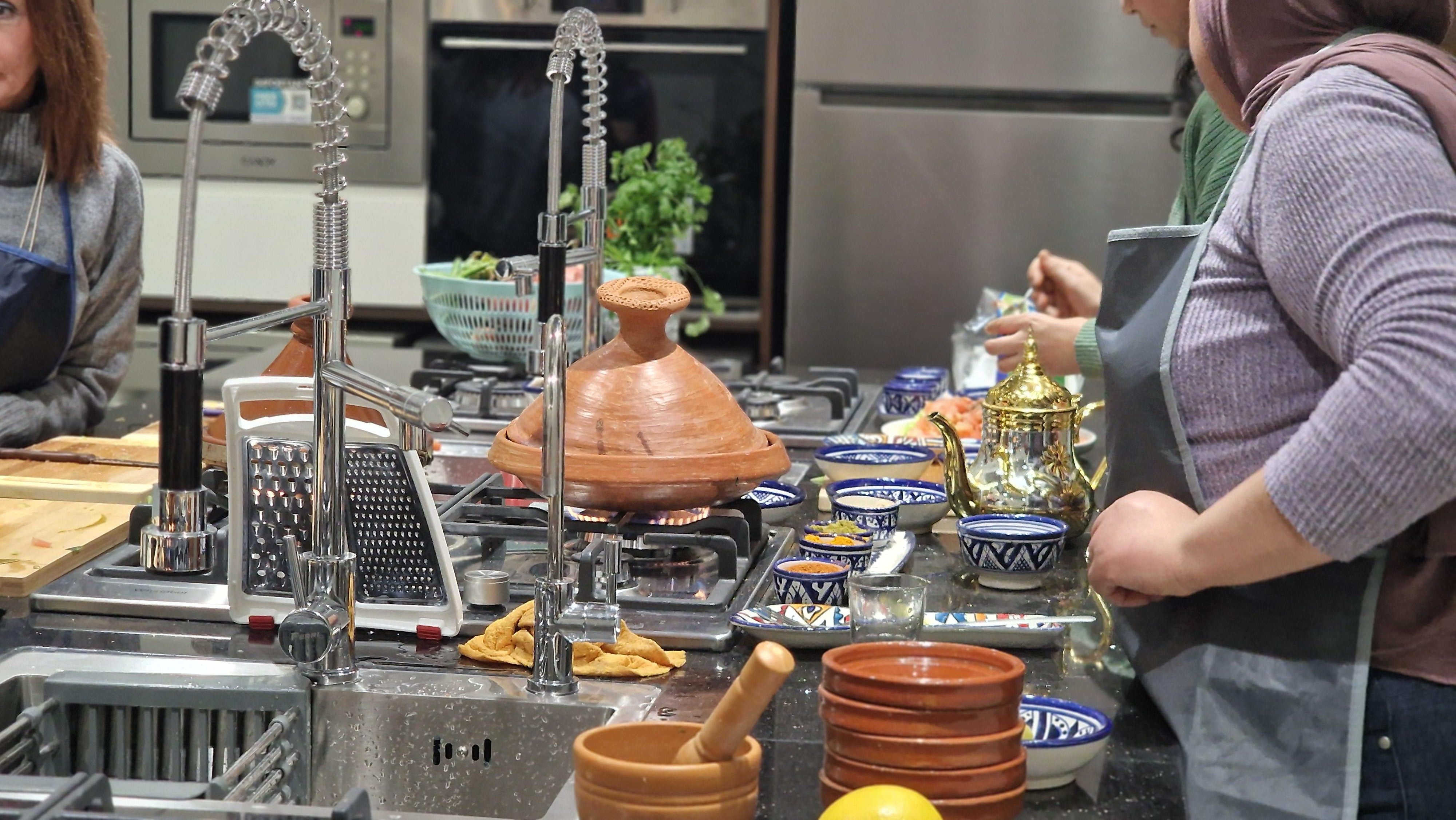 Fes Old Town: Traditional Moroccan Cooking Experience