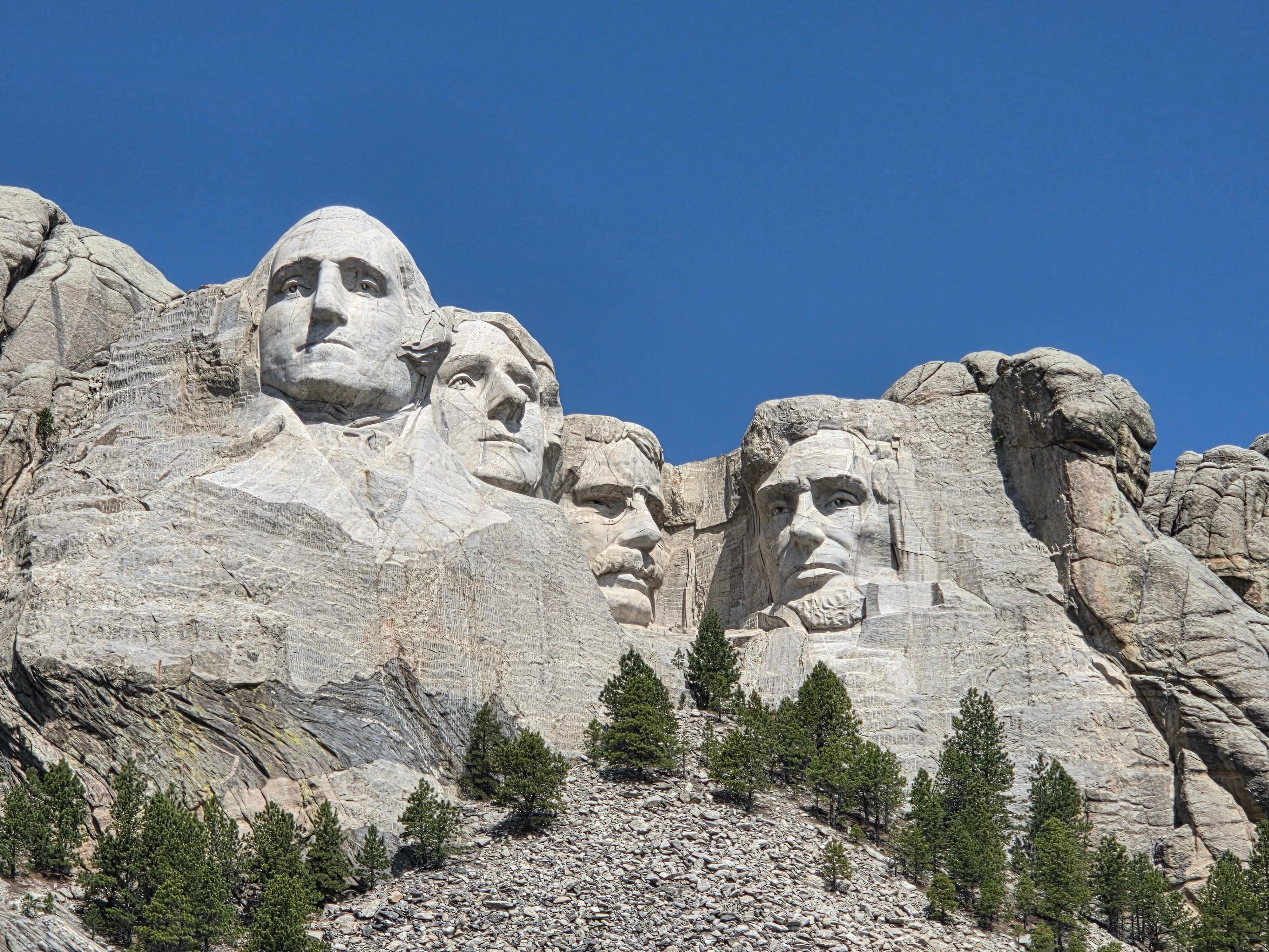 Black Hills & Mount Rushmore Guided Tour