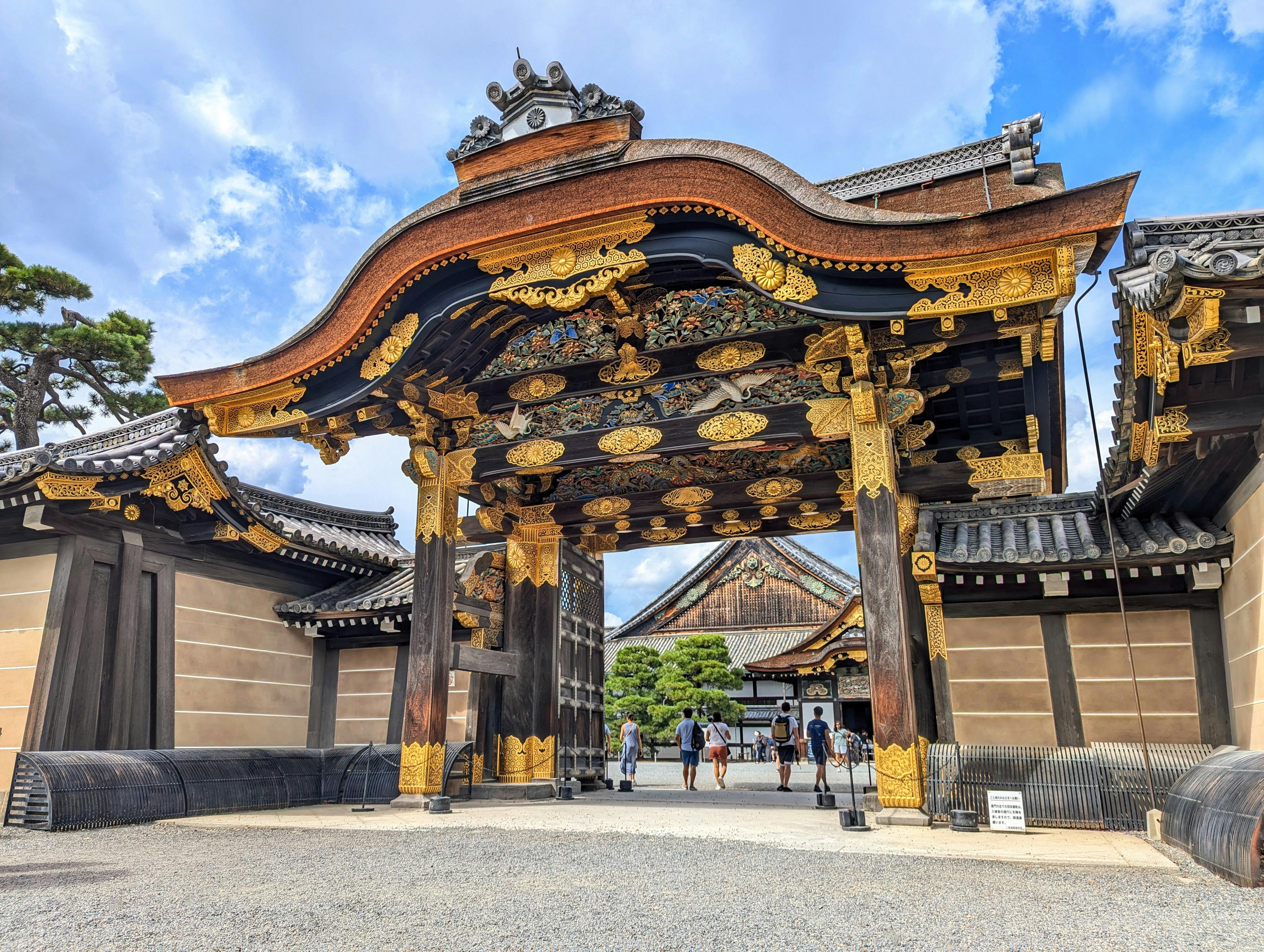 Kyoto Early Bird: Fushimi Inari, Nijo Castle & Kinkaku-ji
