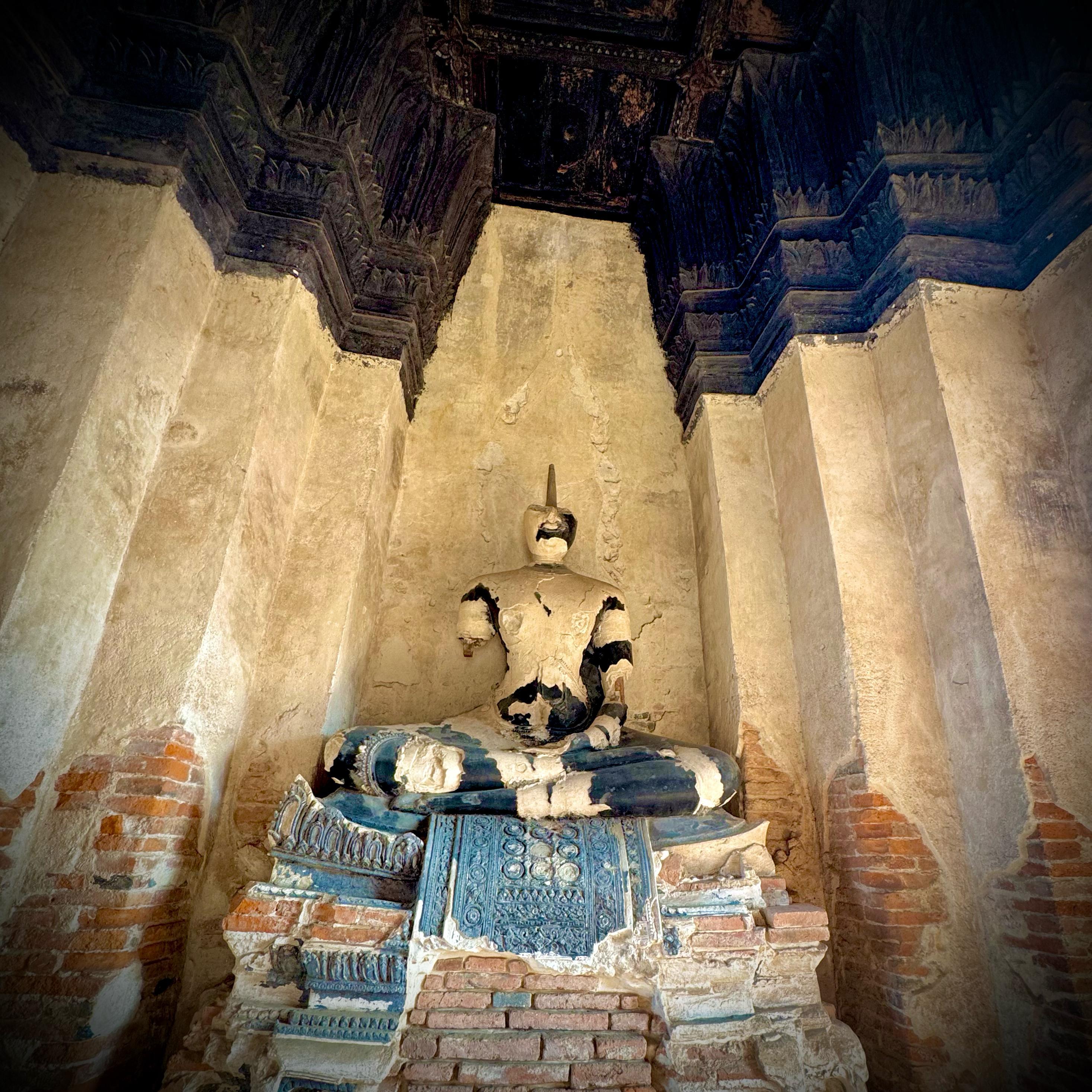 Bangkok to Ayutthaya Day Trip with Boat Ride & Temple Tickets