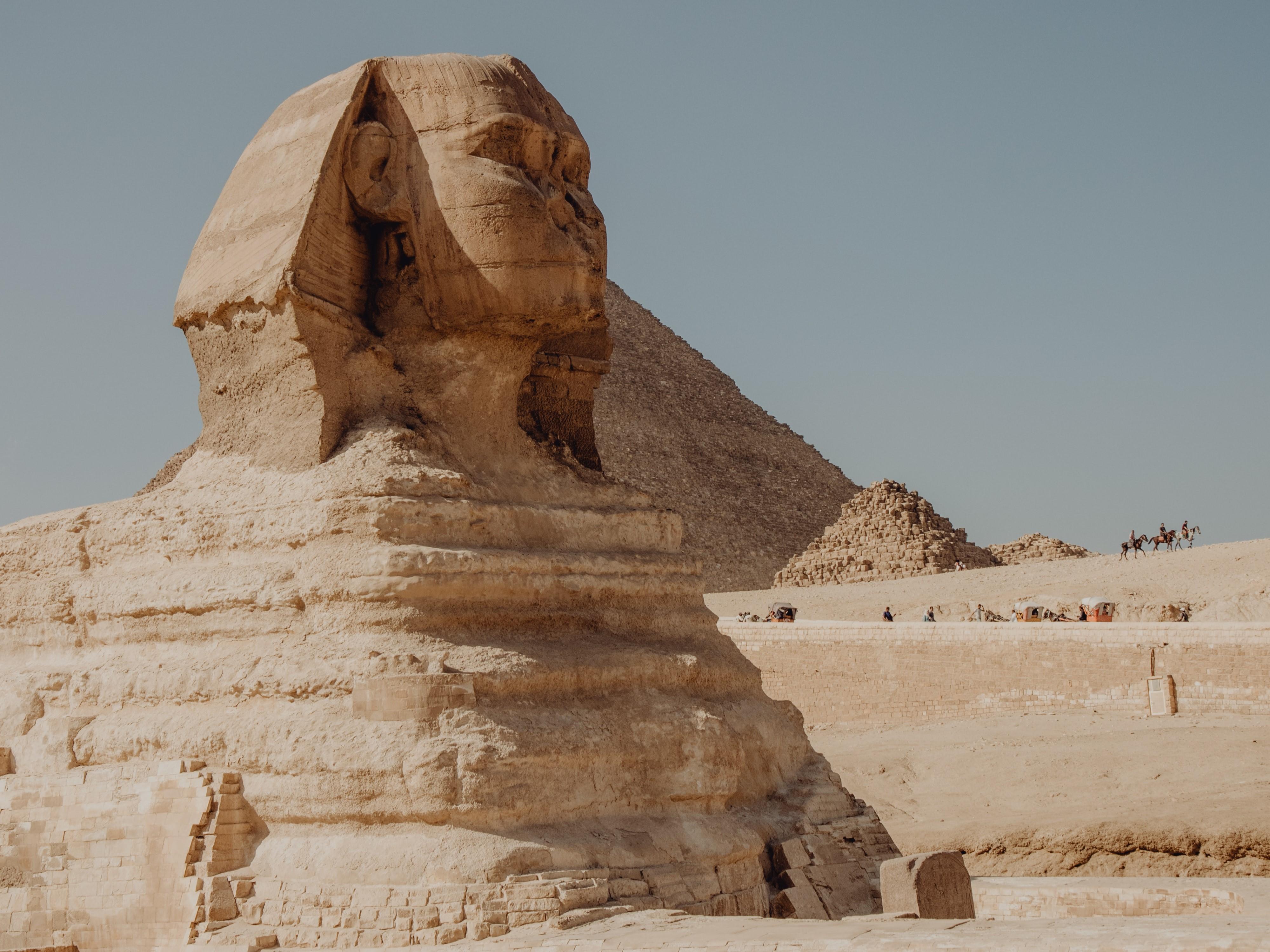 Giza Pyramids, Memphis & Sakkara Full-Day Discovery