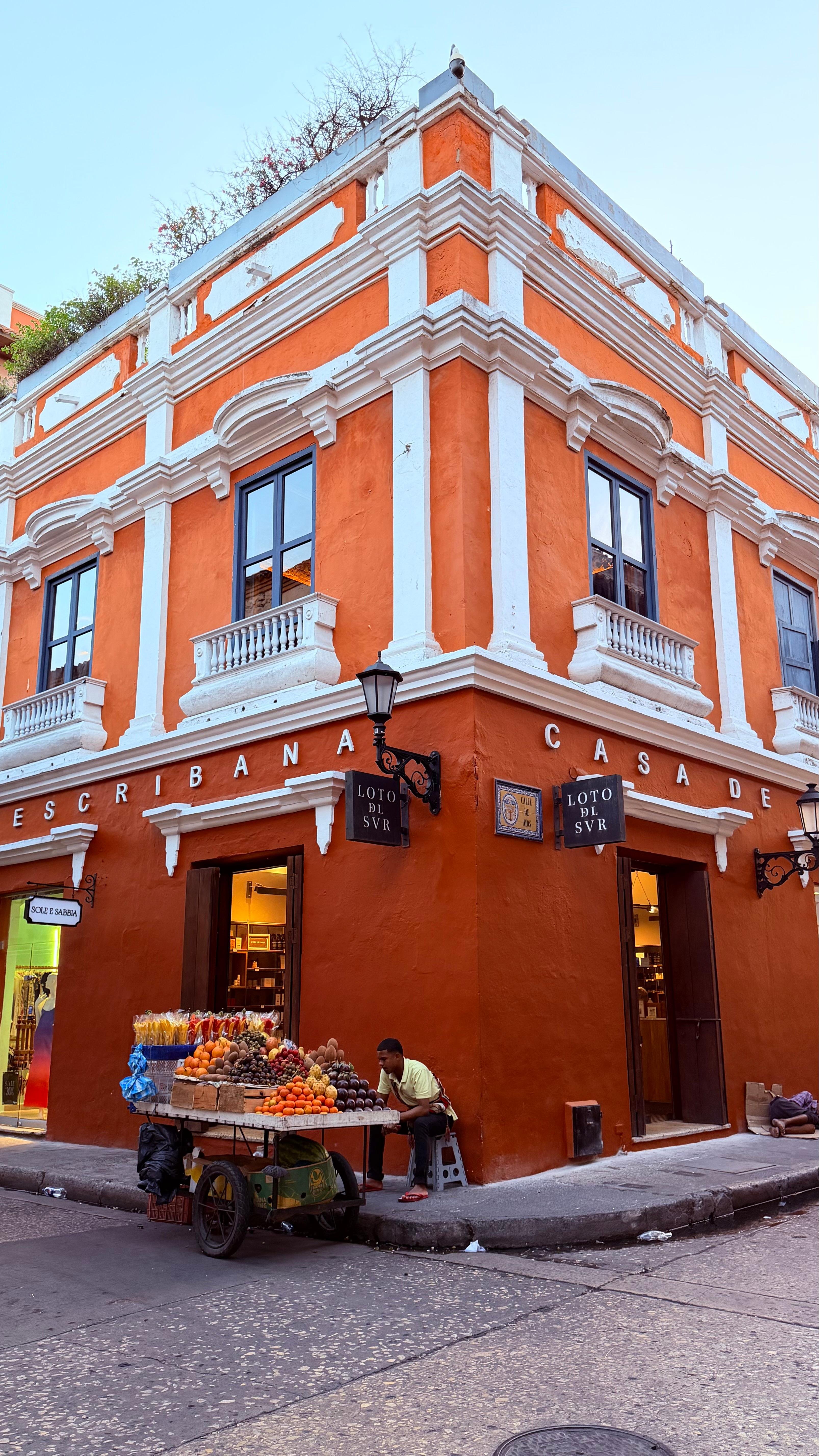 Cartagena Historic Walking Tour & Pirate Ship Sunset Cruise