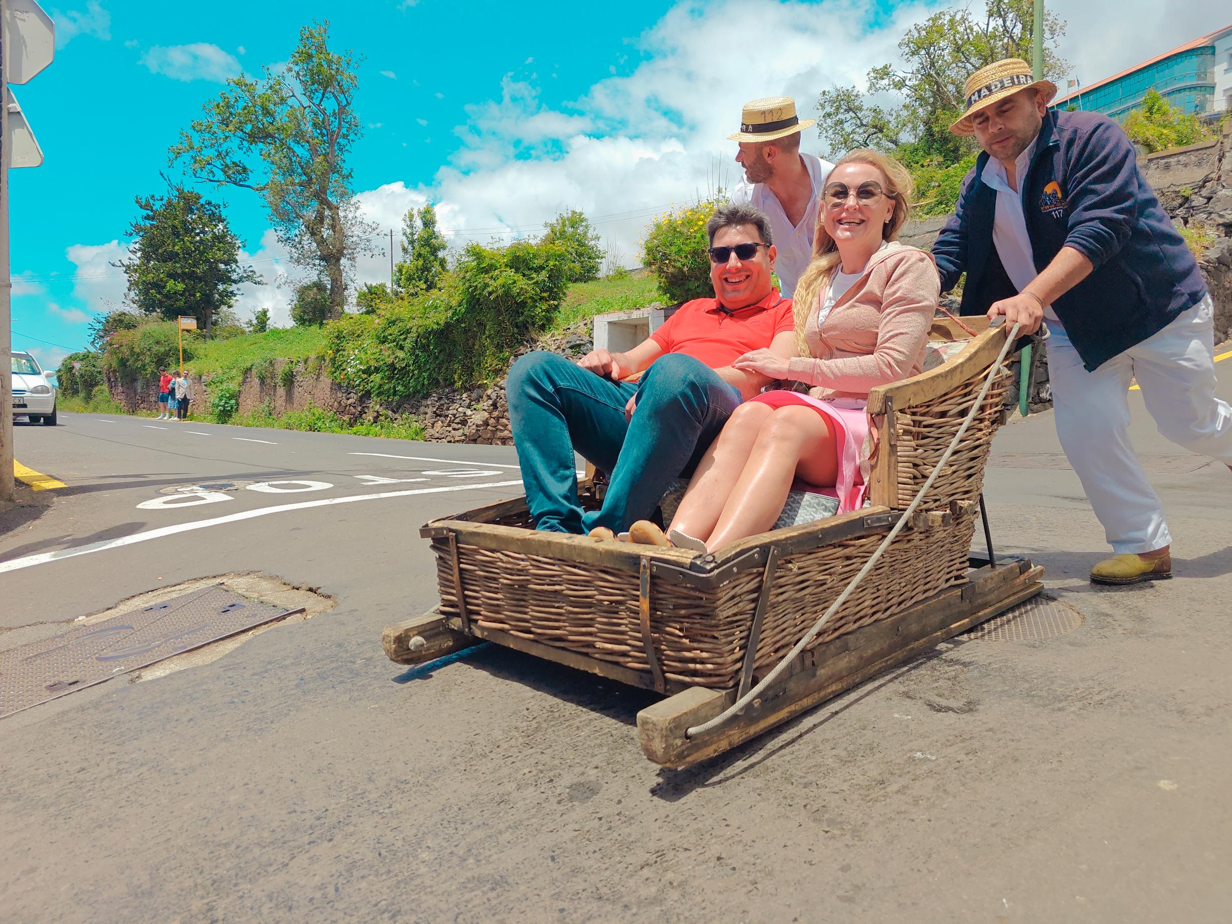 Monte Toboggan Ride & Tuk-Tuk City Tour