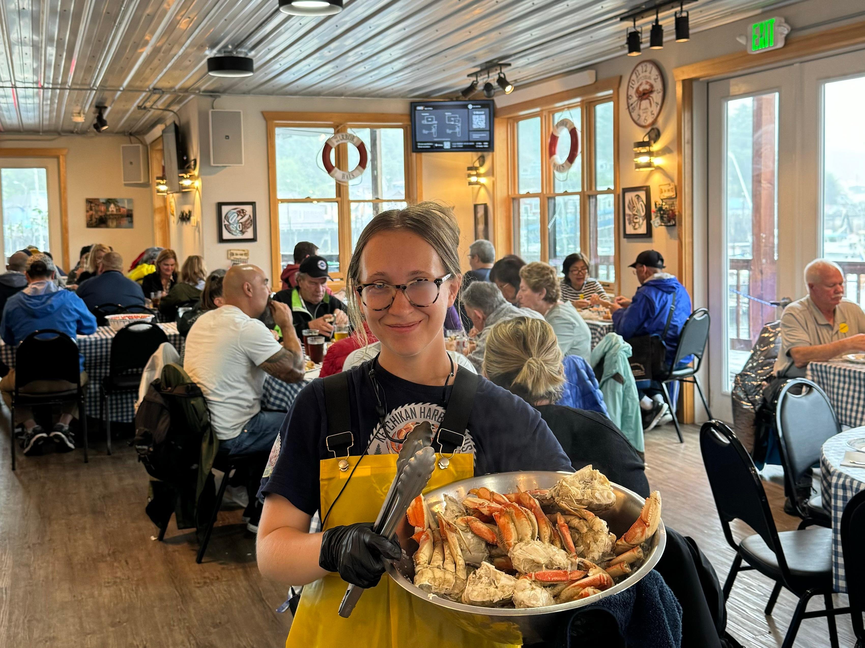 Ketchikan: Lumberjack Show & Crab Feast