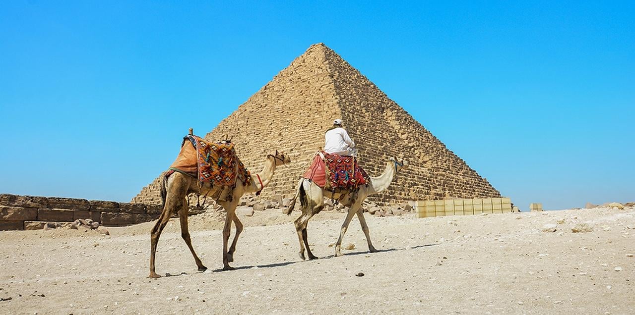Giza Pyramids, Memphis & Sakkara Full-Day Discovery