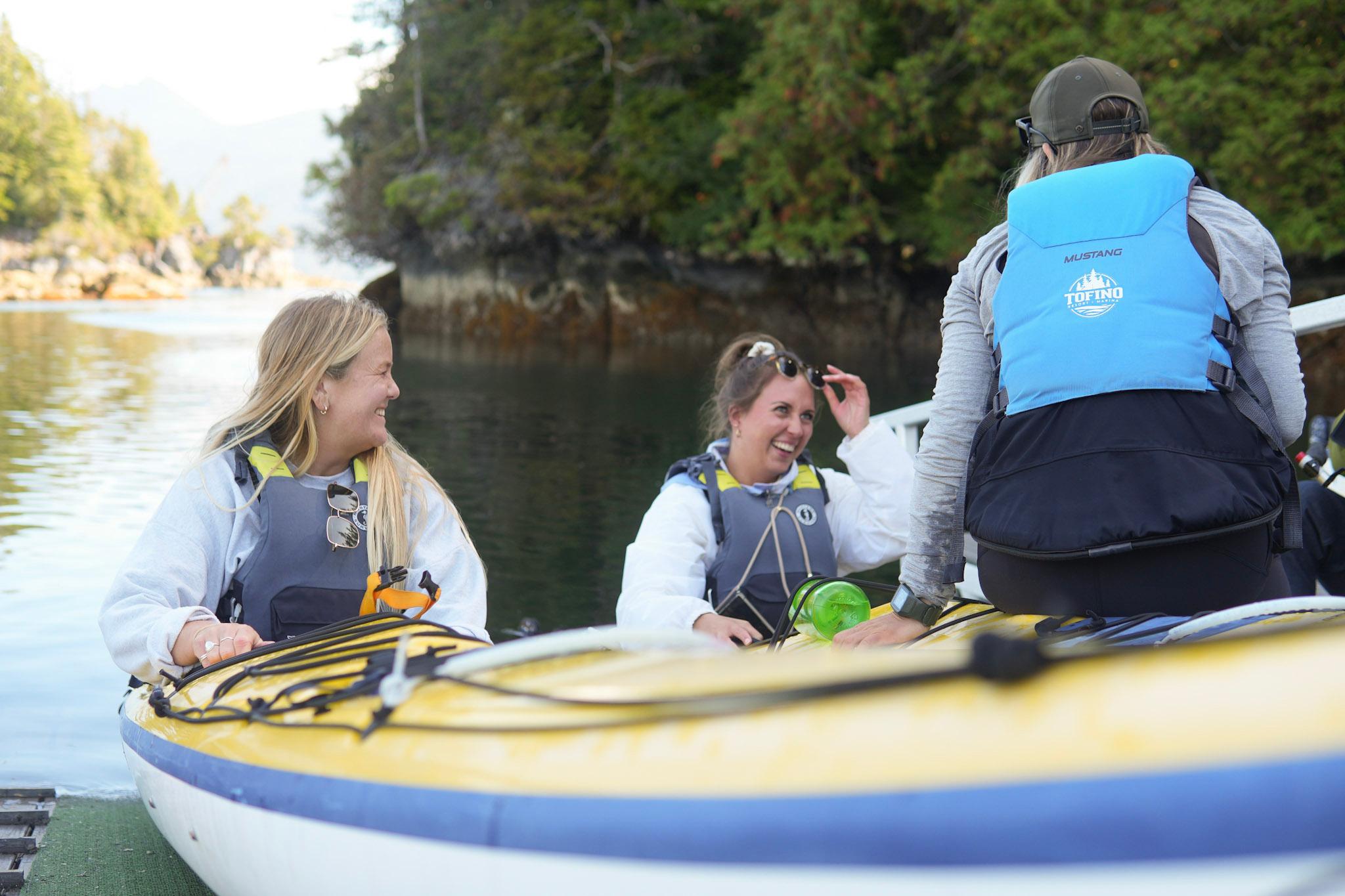 Tofino: Clayoquot Sound Kayak Tour with Boat Ride